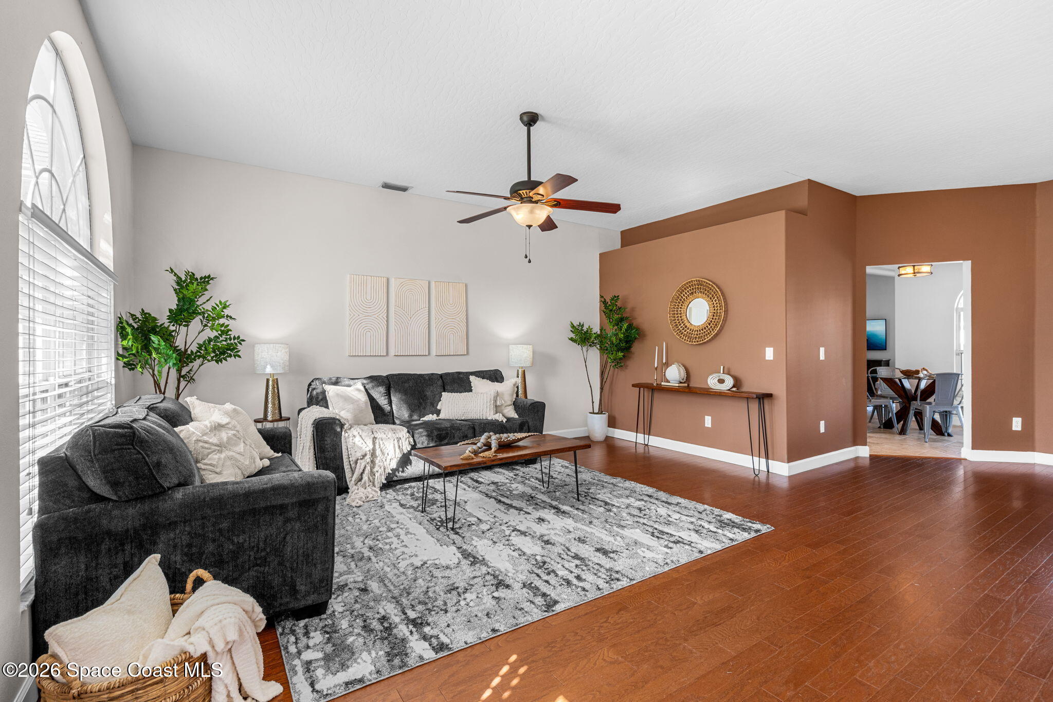 1010 Pelican Lane
