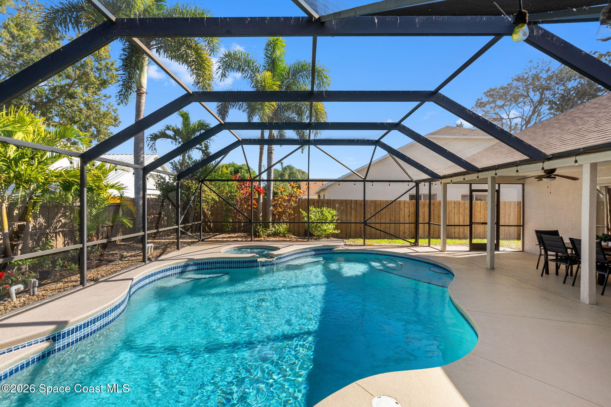 1010 Pelican Lane