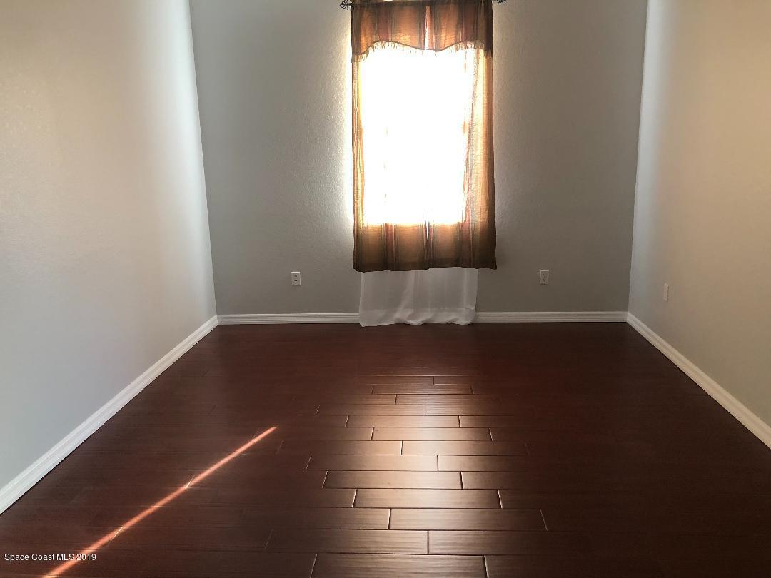 1143 Spring Oak Drive