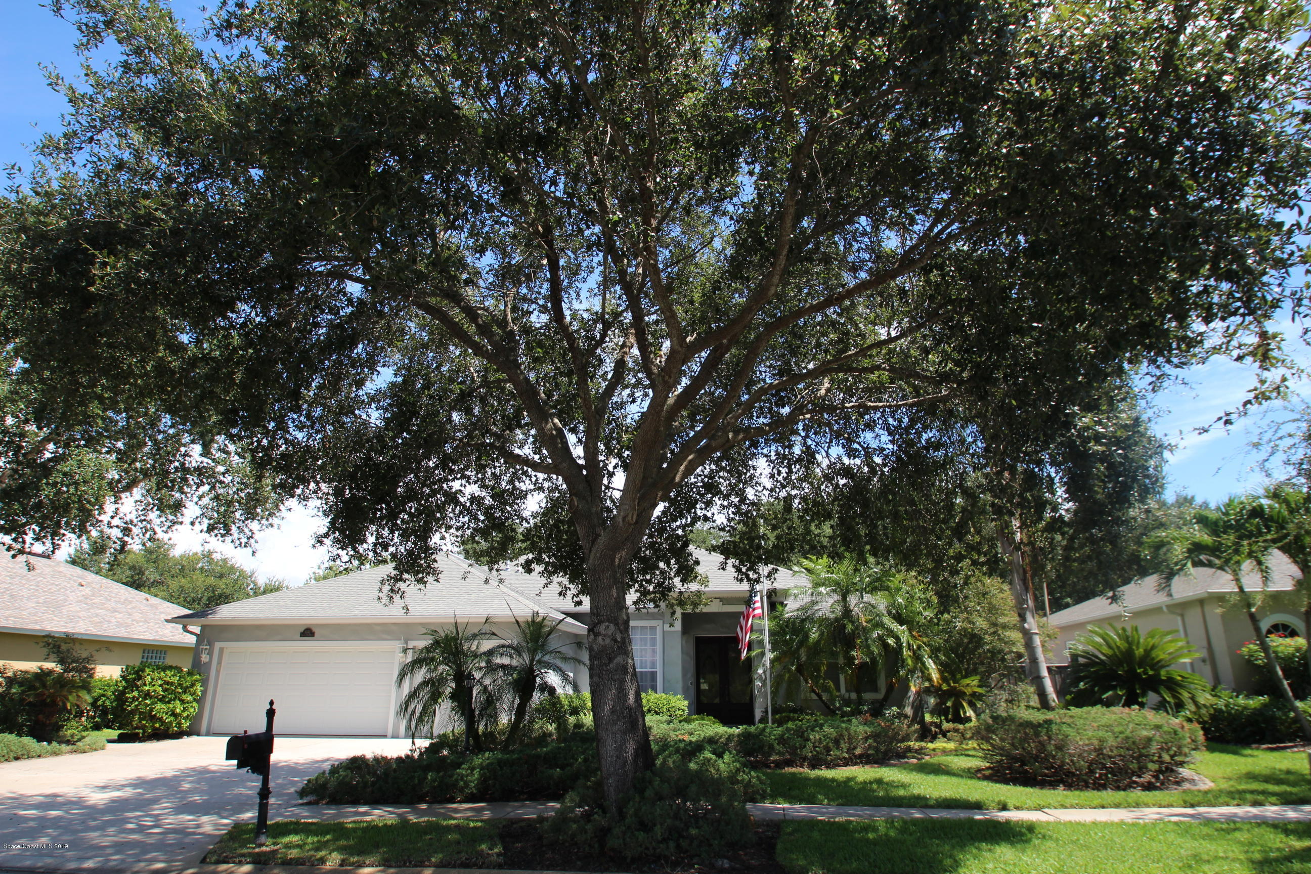 1143 Spring Oak Drive