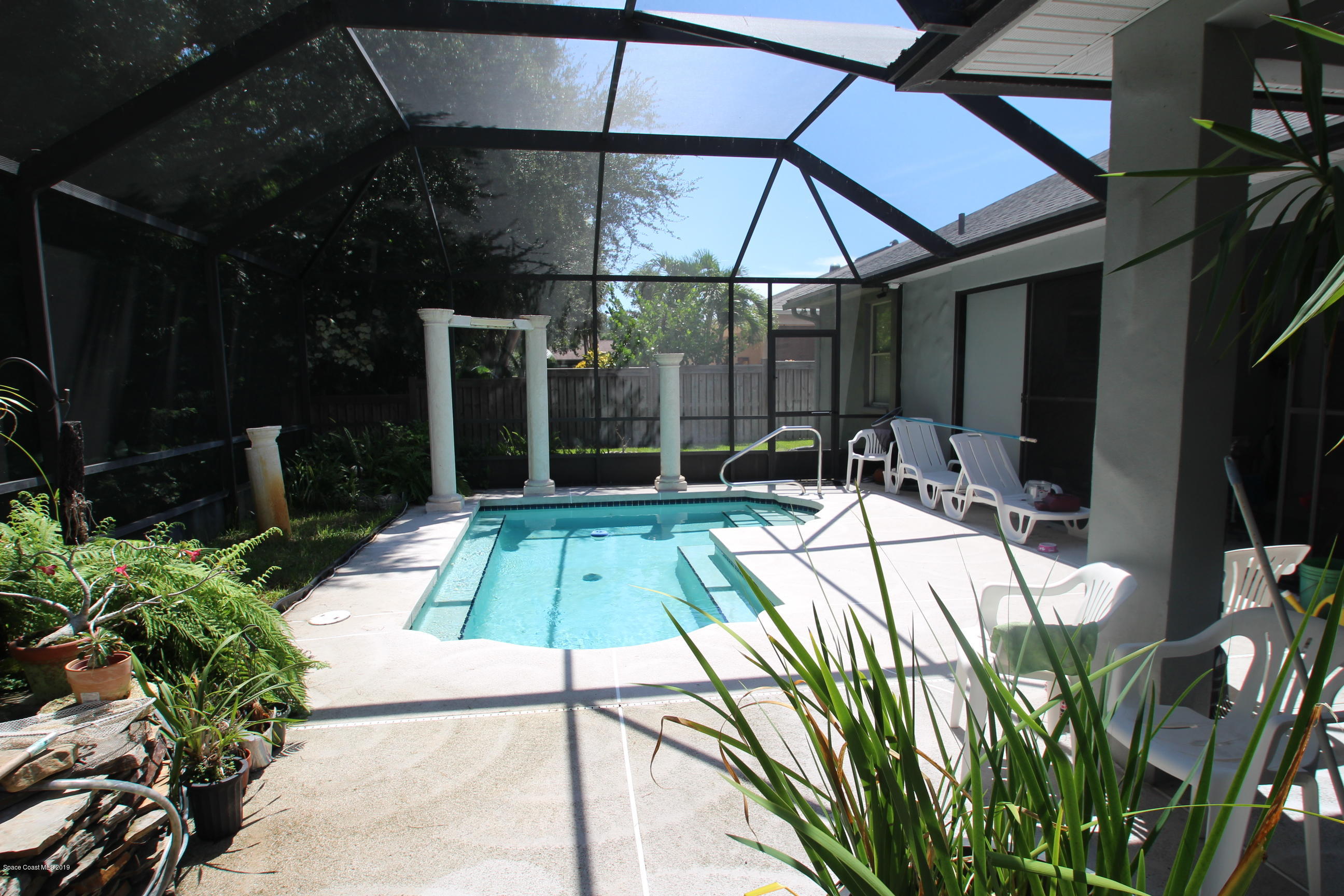 1143 Spring Oak Drive