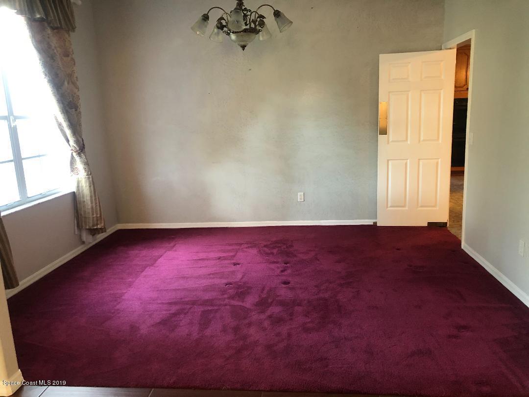 1143 Spring Oak Drive