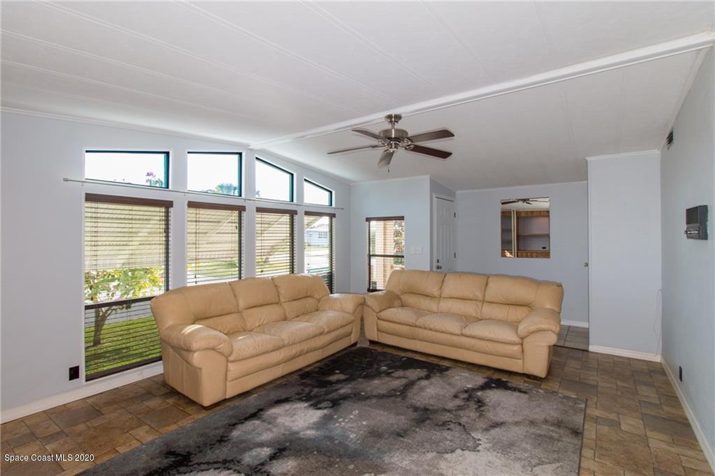 701 Hyacinth Circle