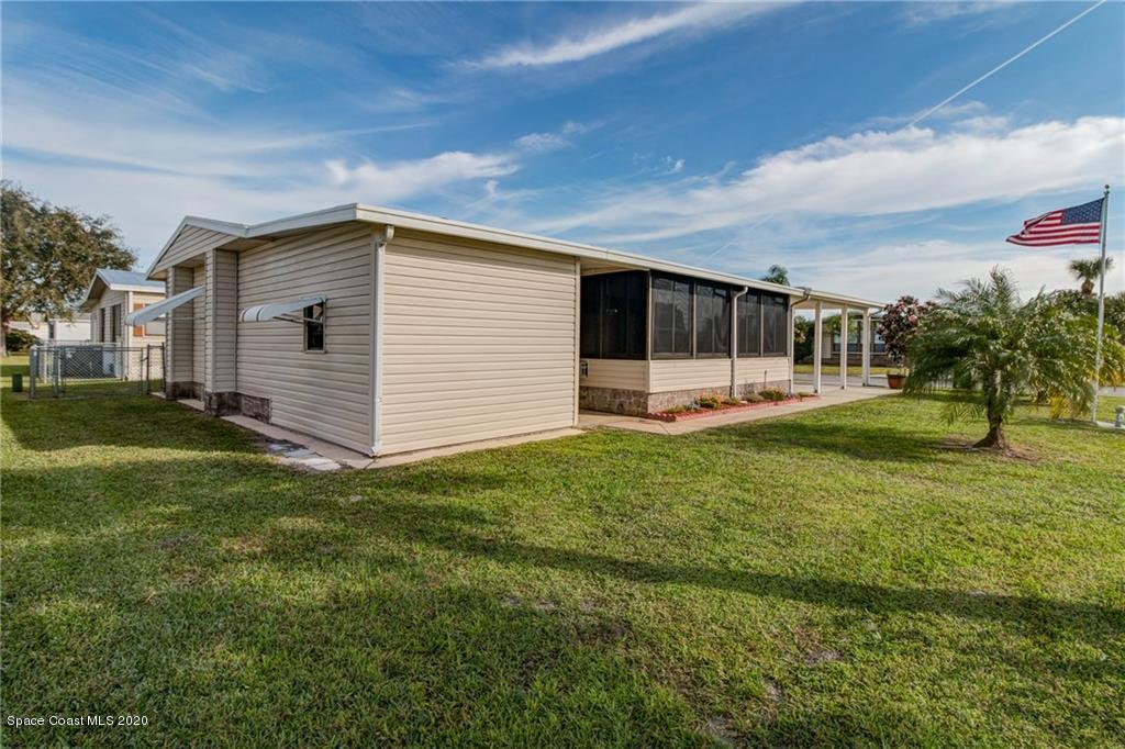 701 Hyacinth Circle