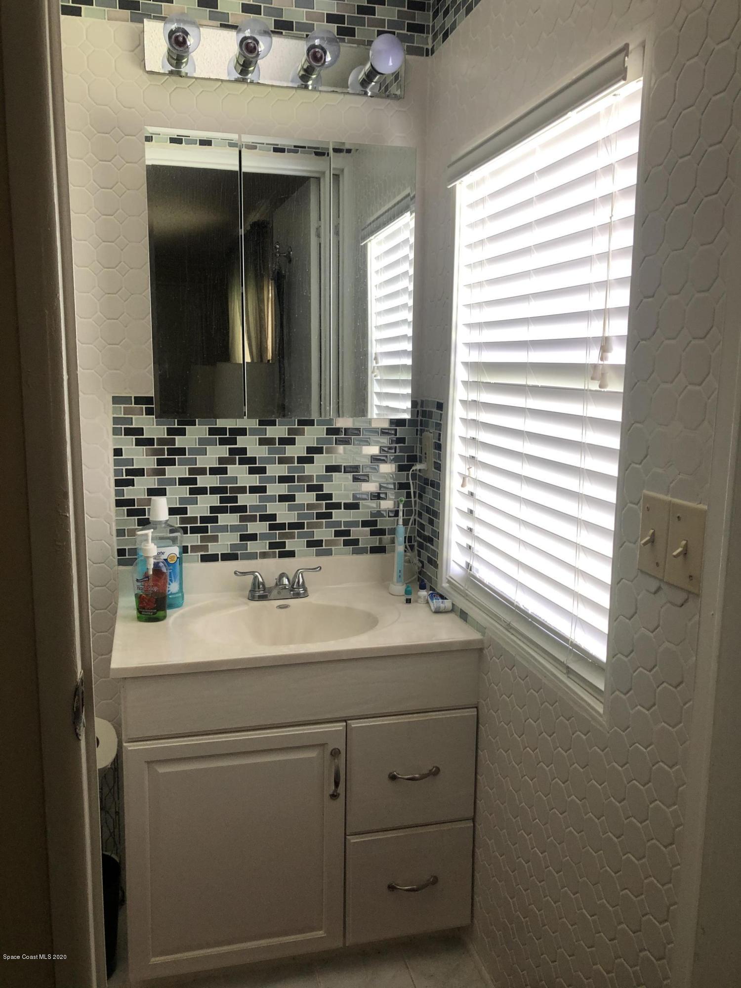 604 Hyacinth Circle