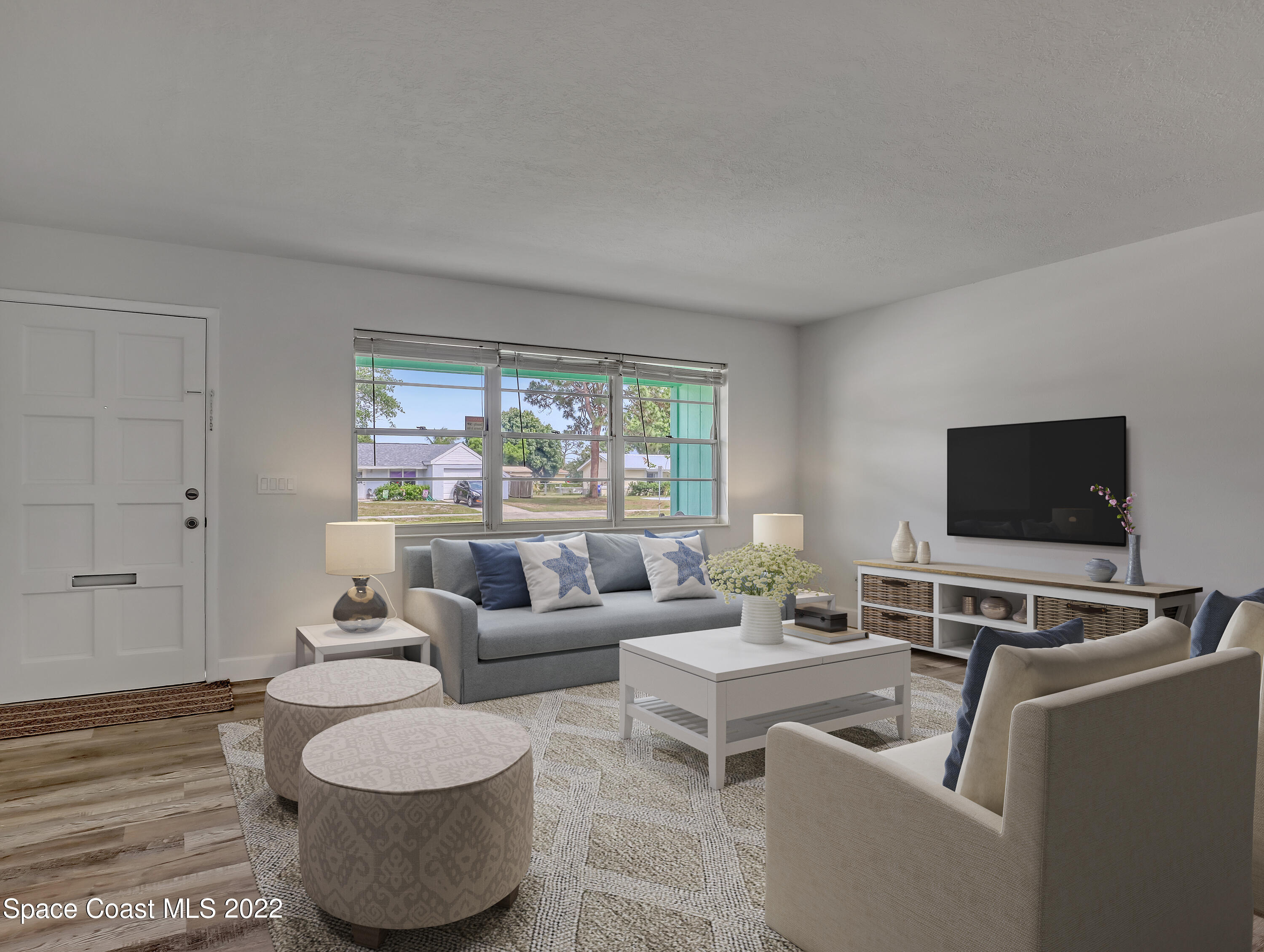 976 Schumann Drive