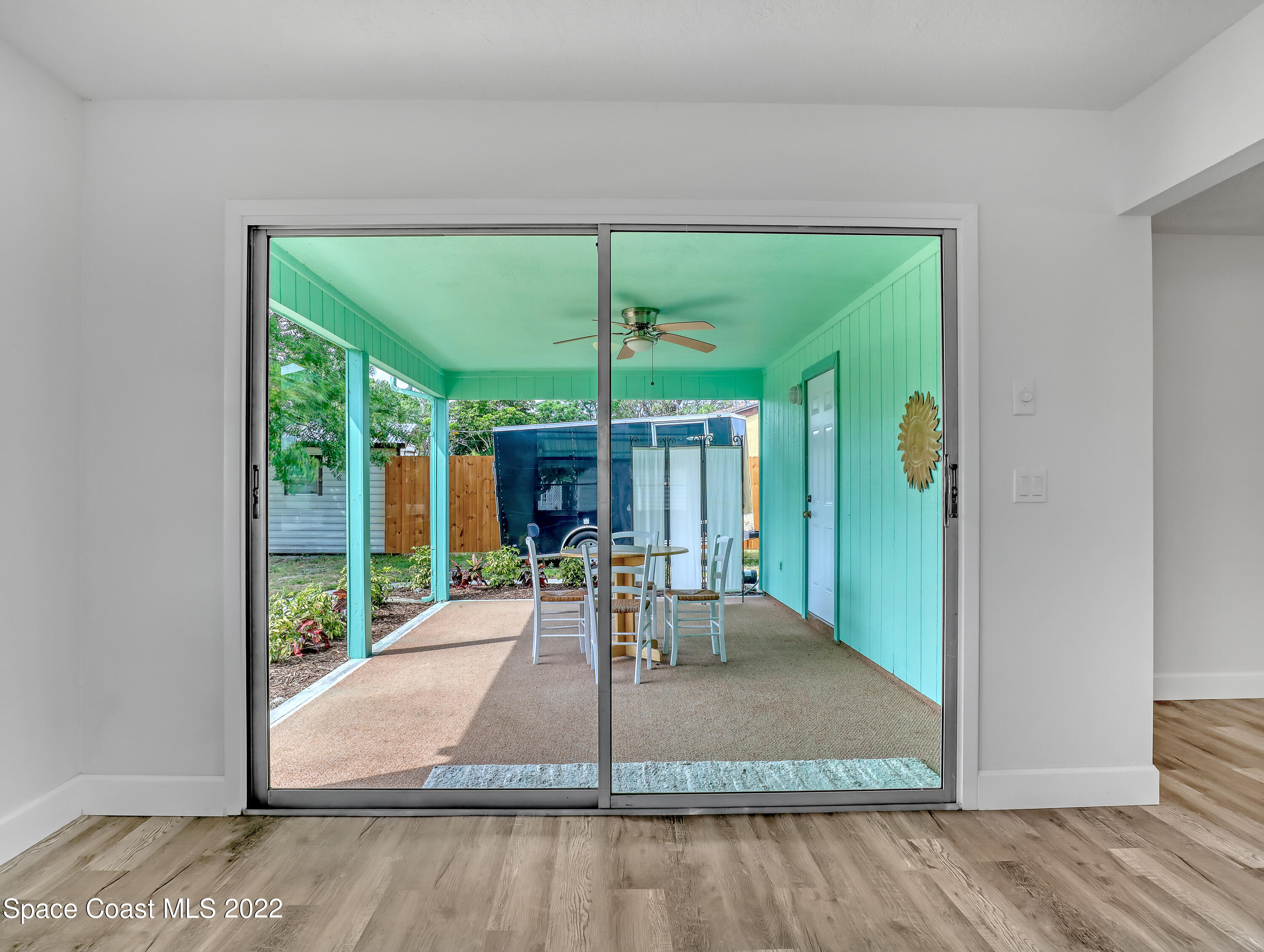 976 Schumann Drive