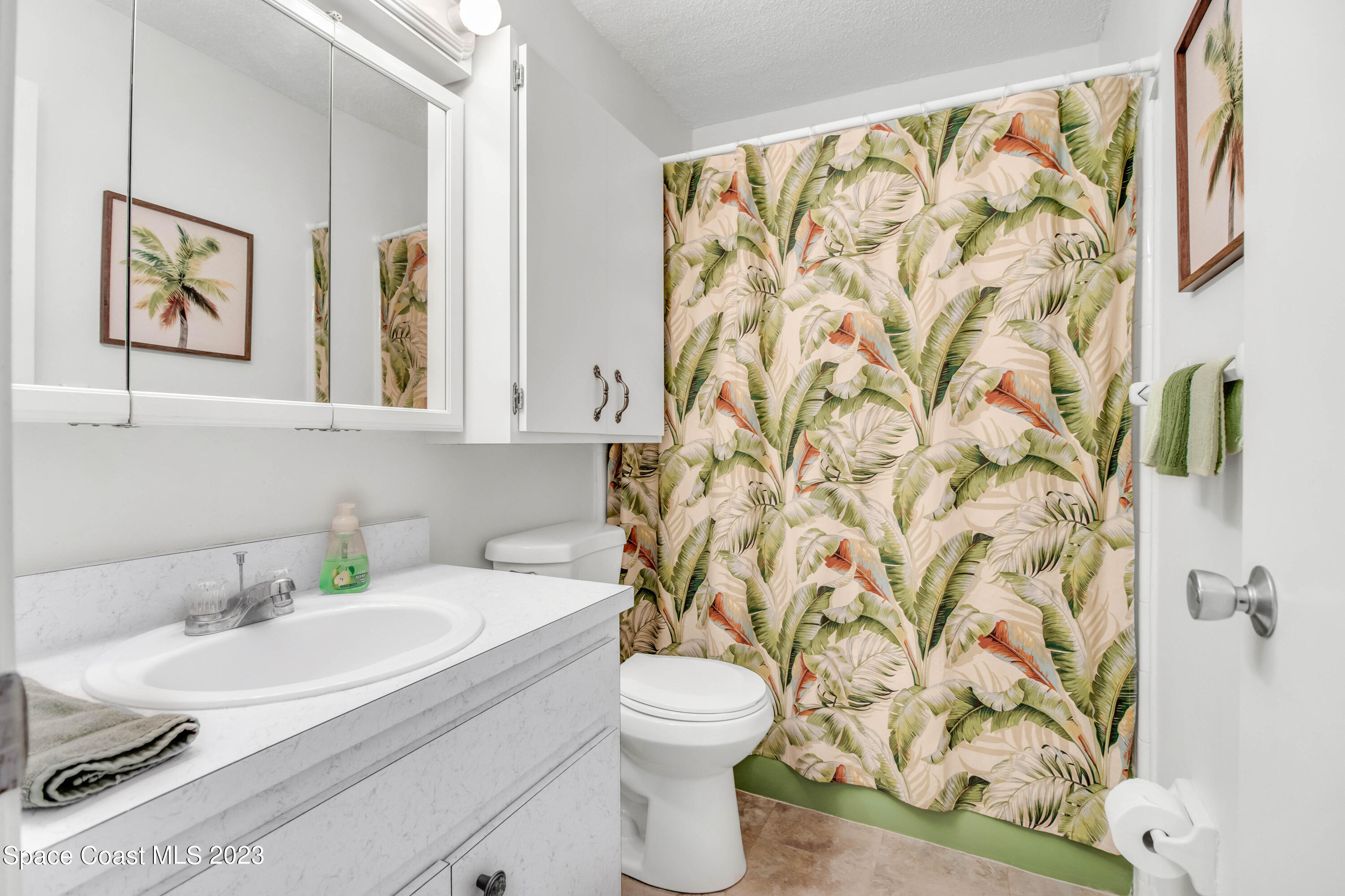 171 N Atlantic Avenue 32