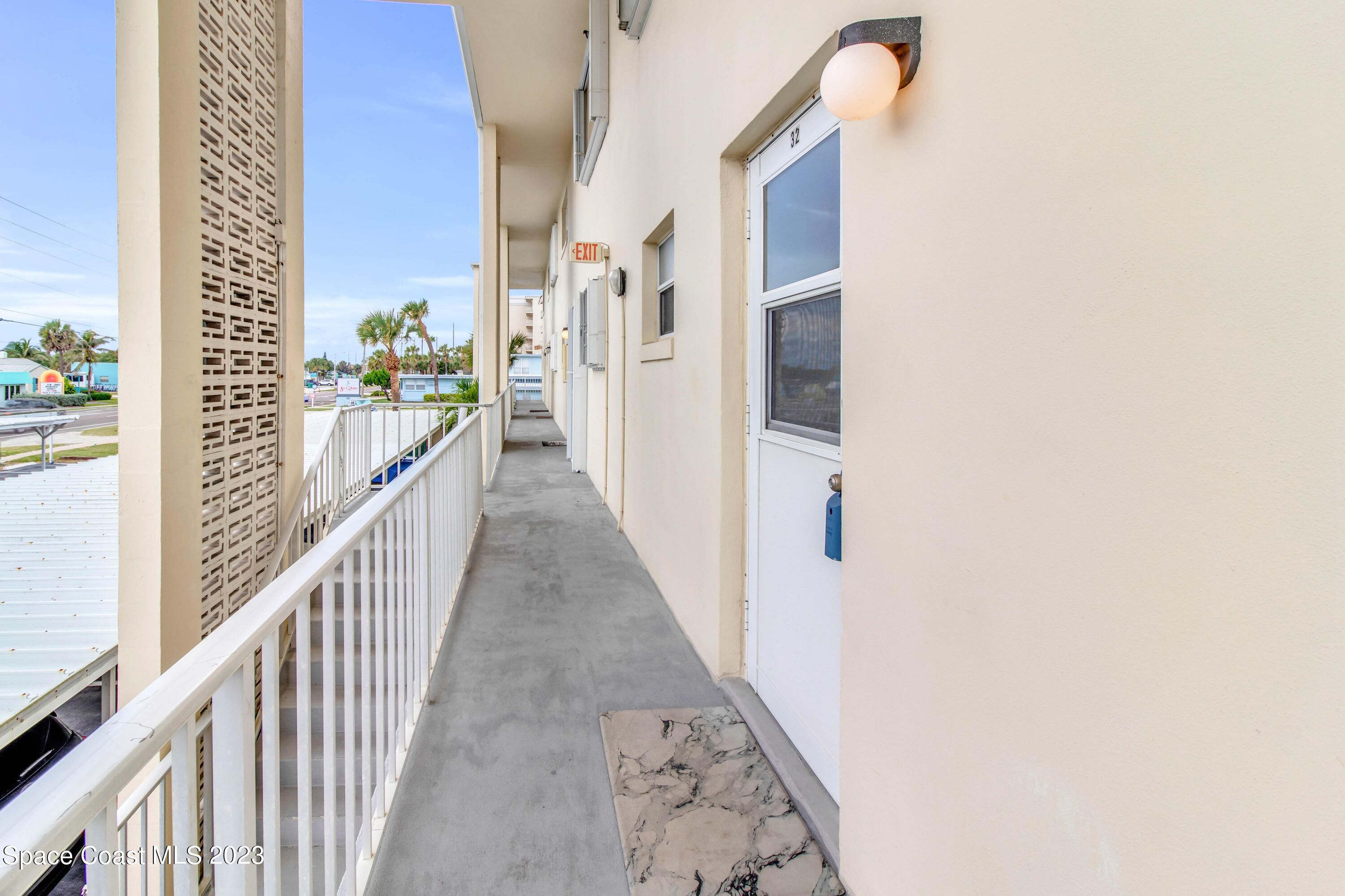 171 N Atlantic Avenue 32