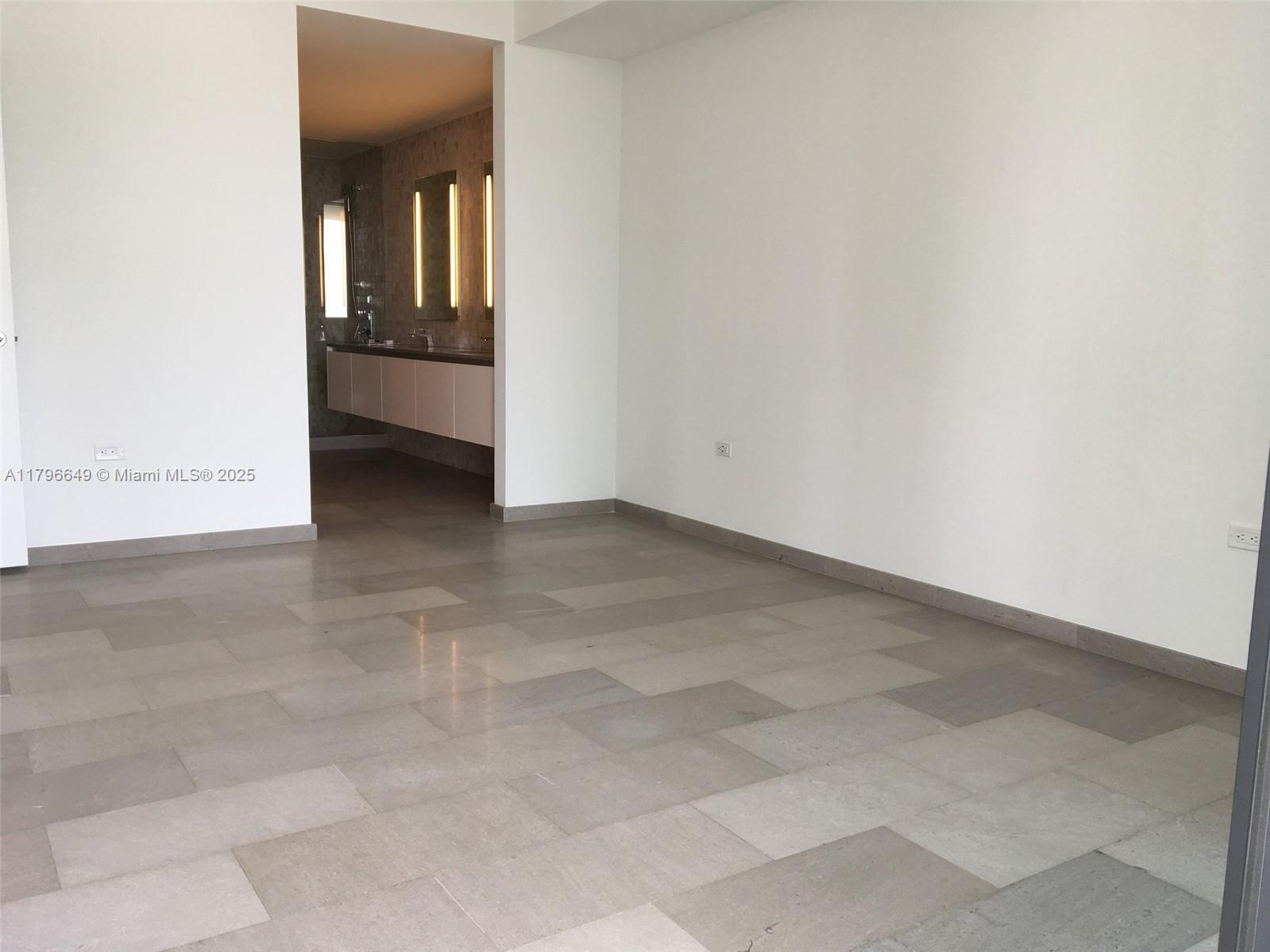 68 SE 6th St # 1210