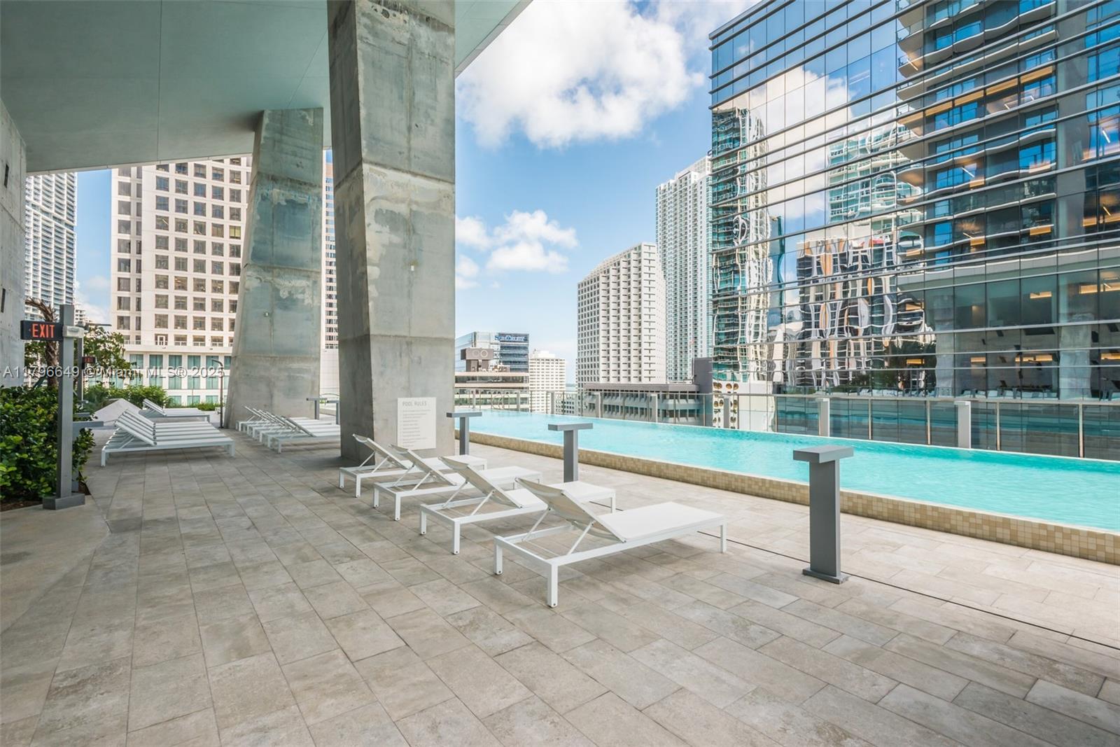 68 SE 6th St # 1210