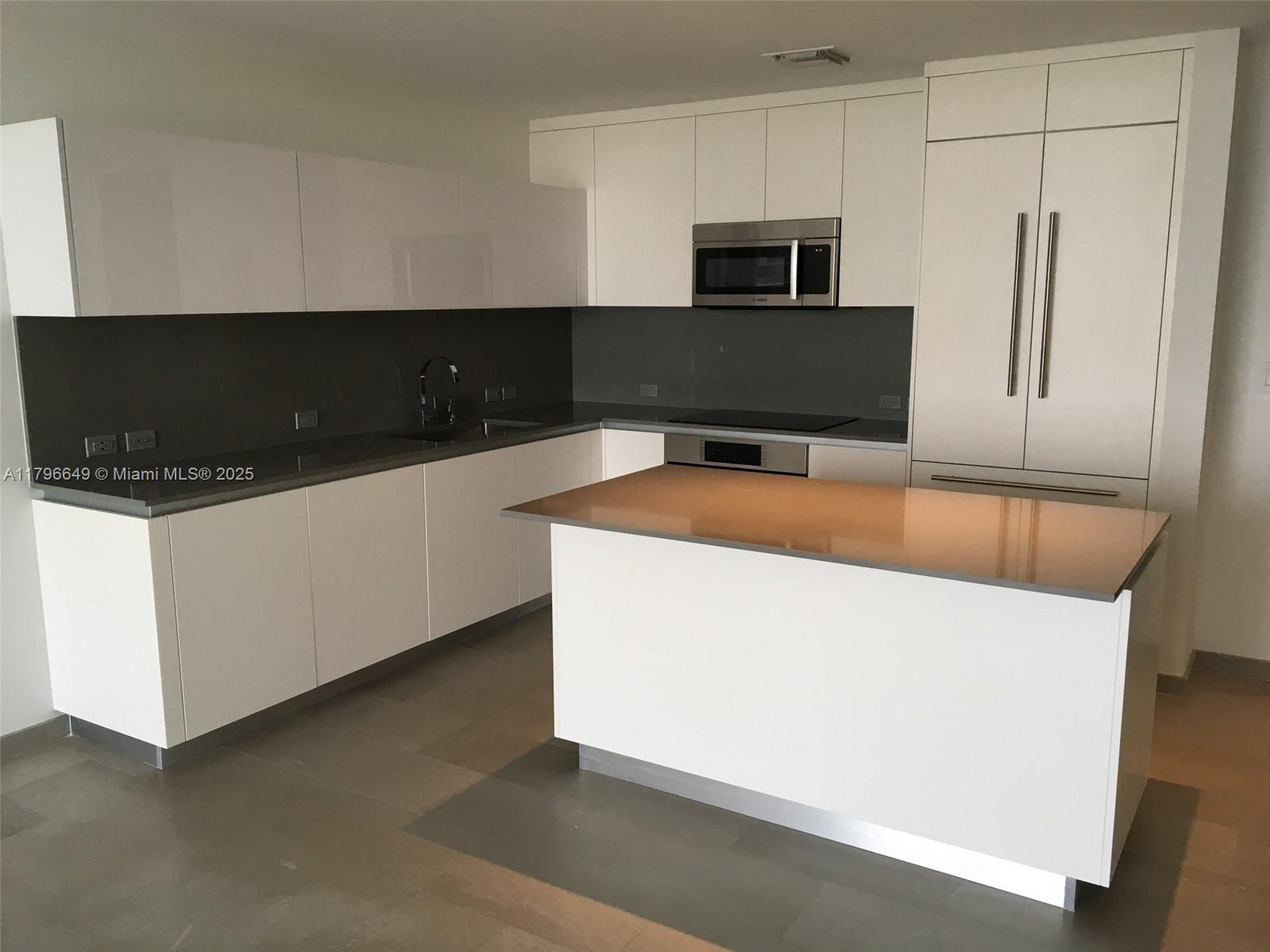 68 SE 6th St # 1210