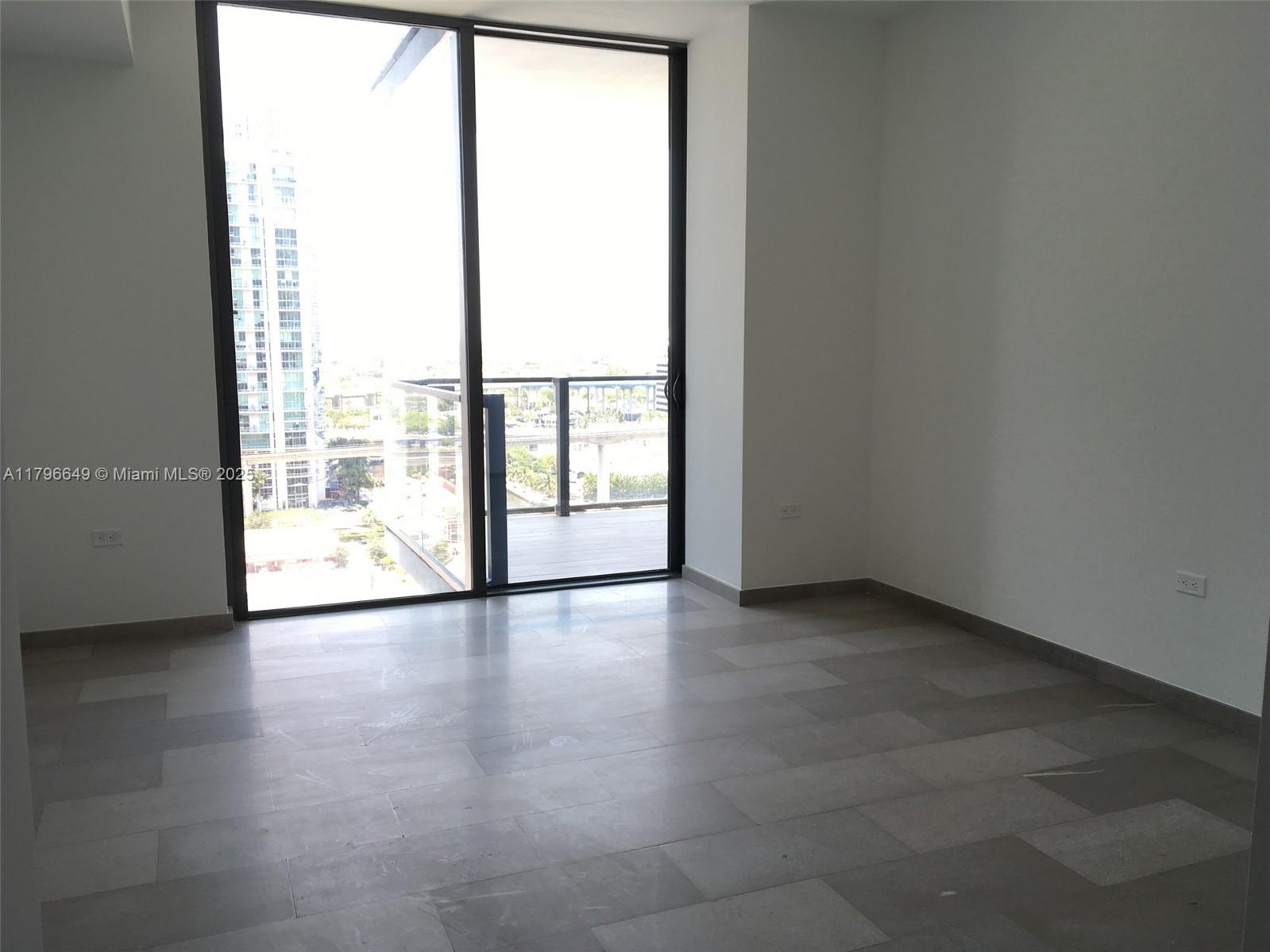68 SE 6th St # 1210