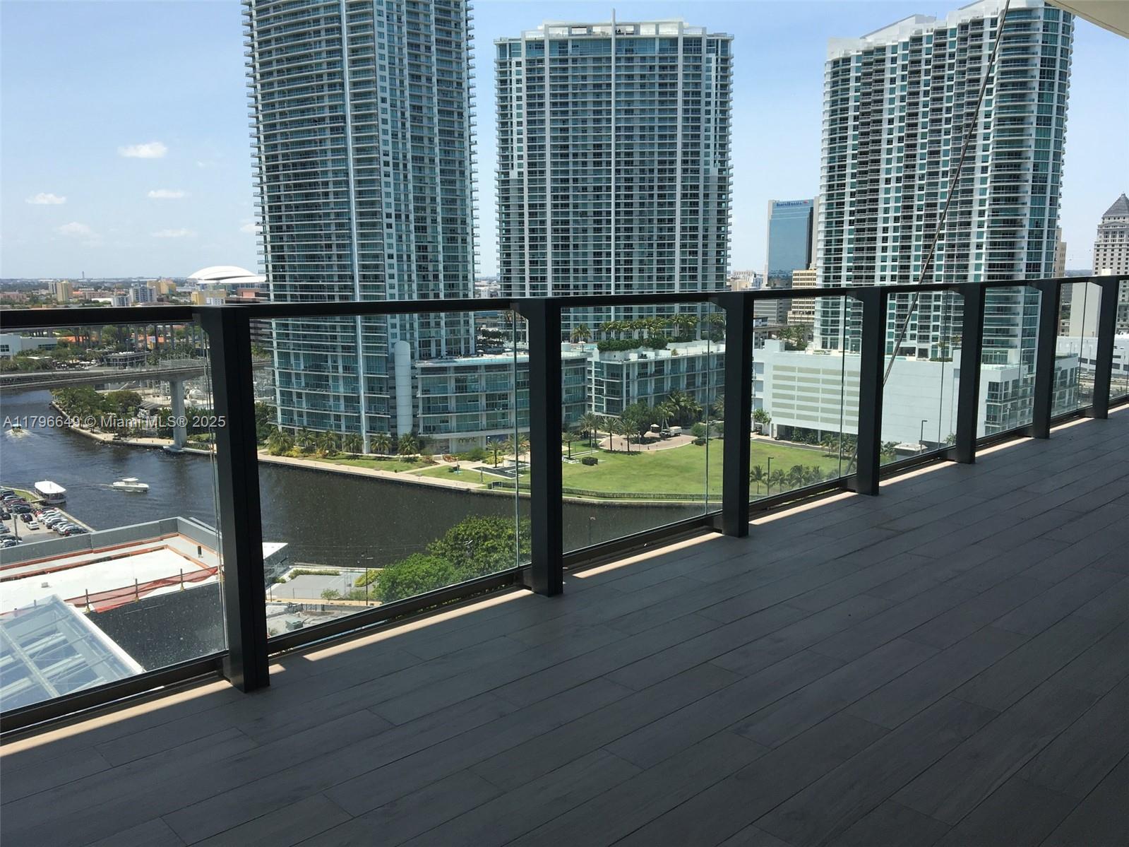 68 SE 6th St # 1210