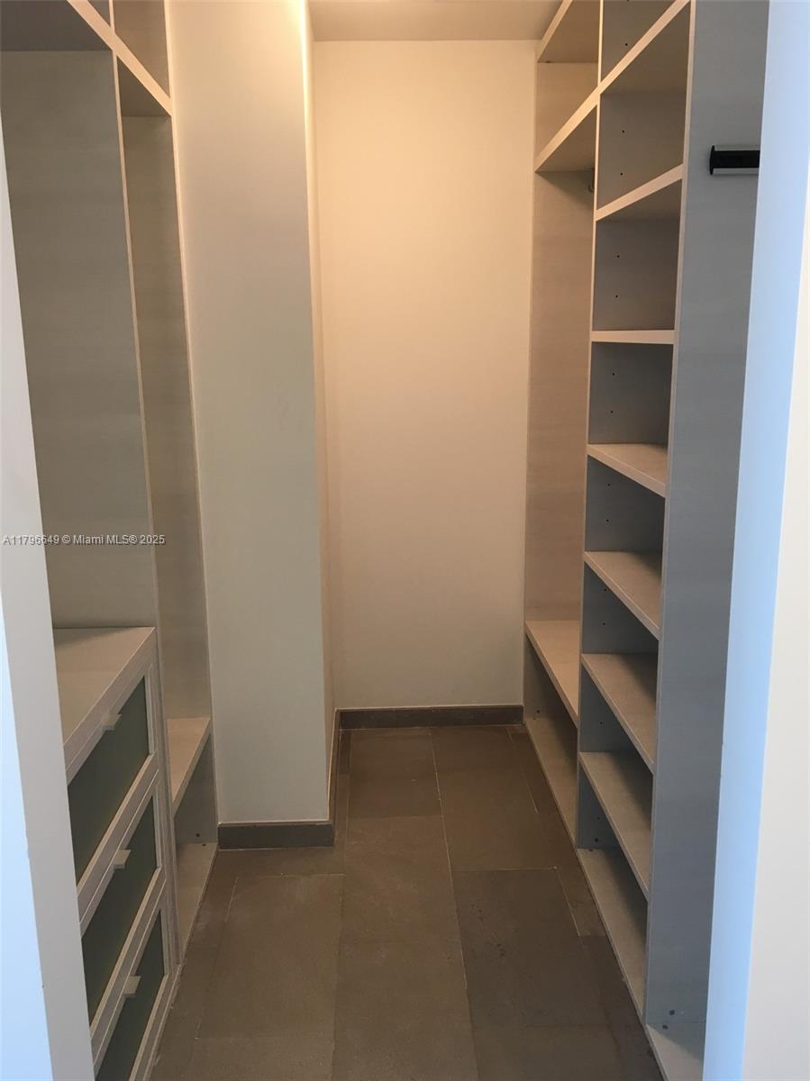 68 SE 6th St # 1210