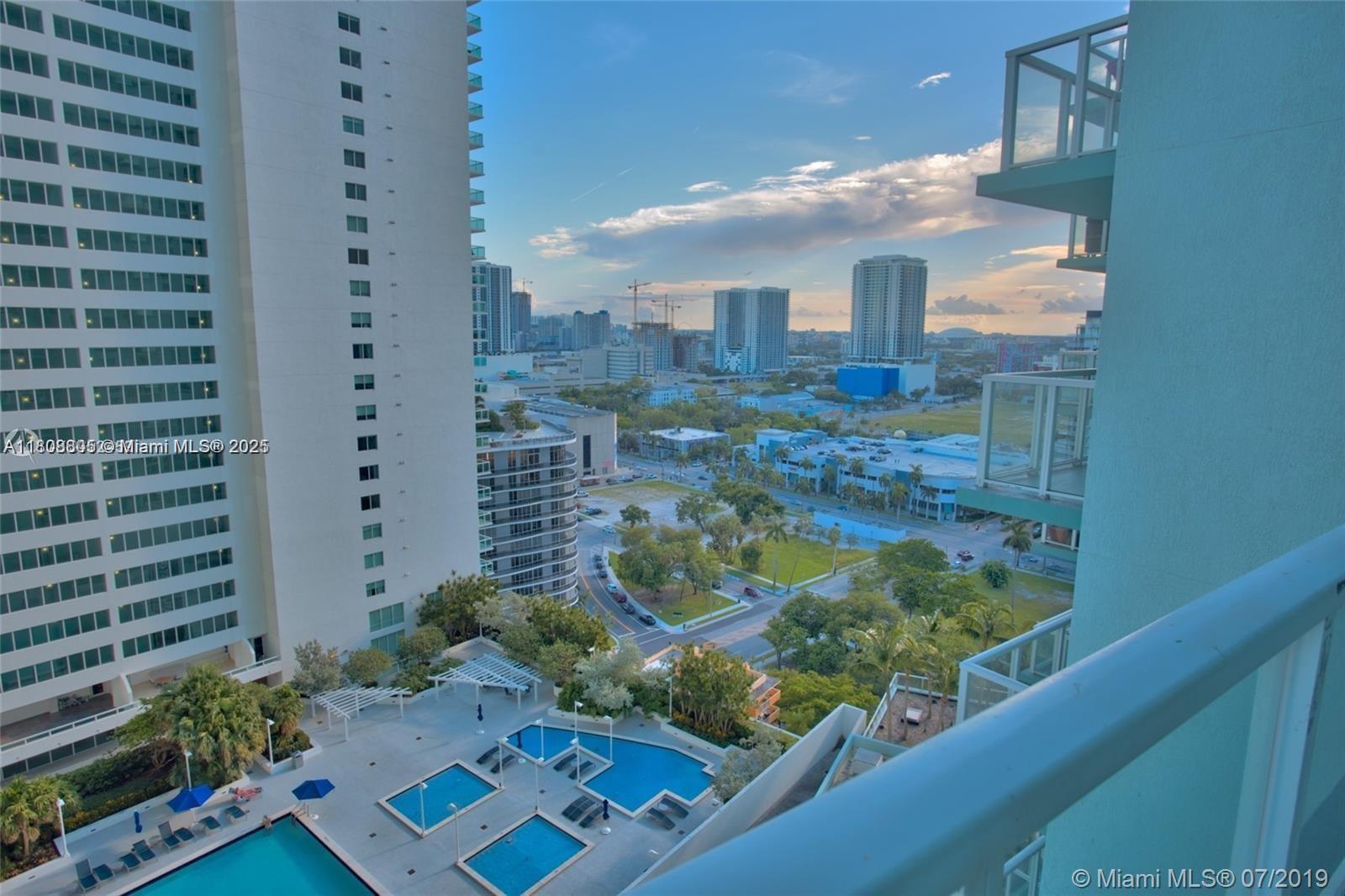 1900 N Bayshore Dr # 2005