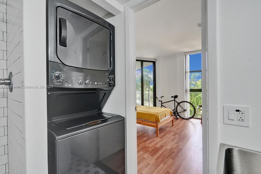 2000 Towerside Ter # 604