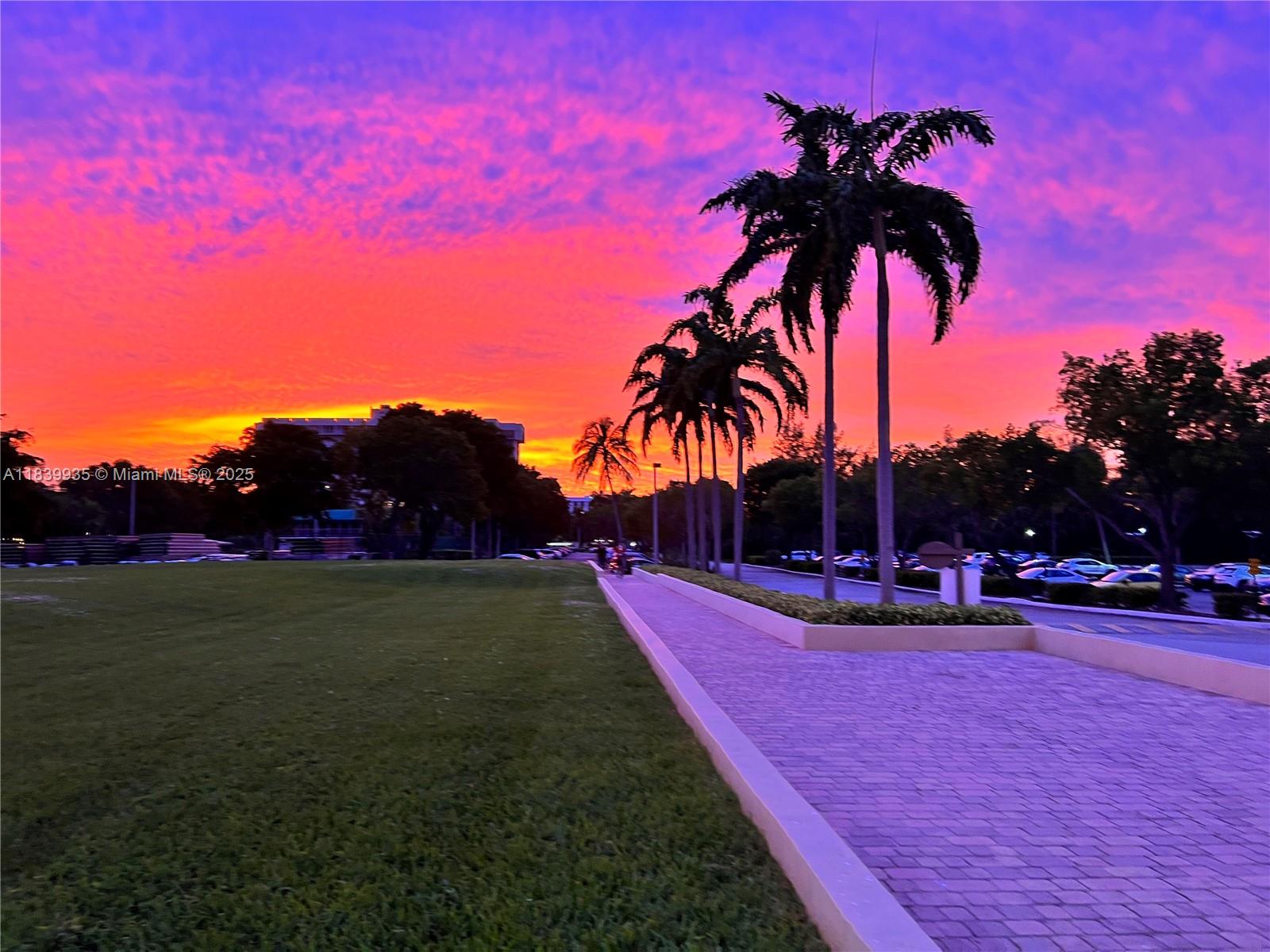 11111 Biscayne Blvd # 19G