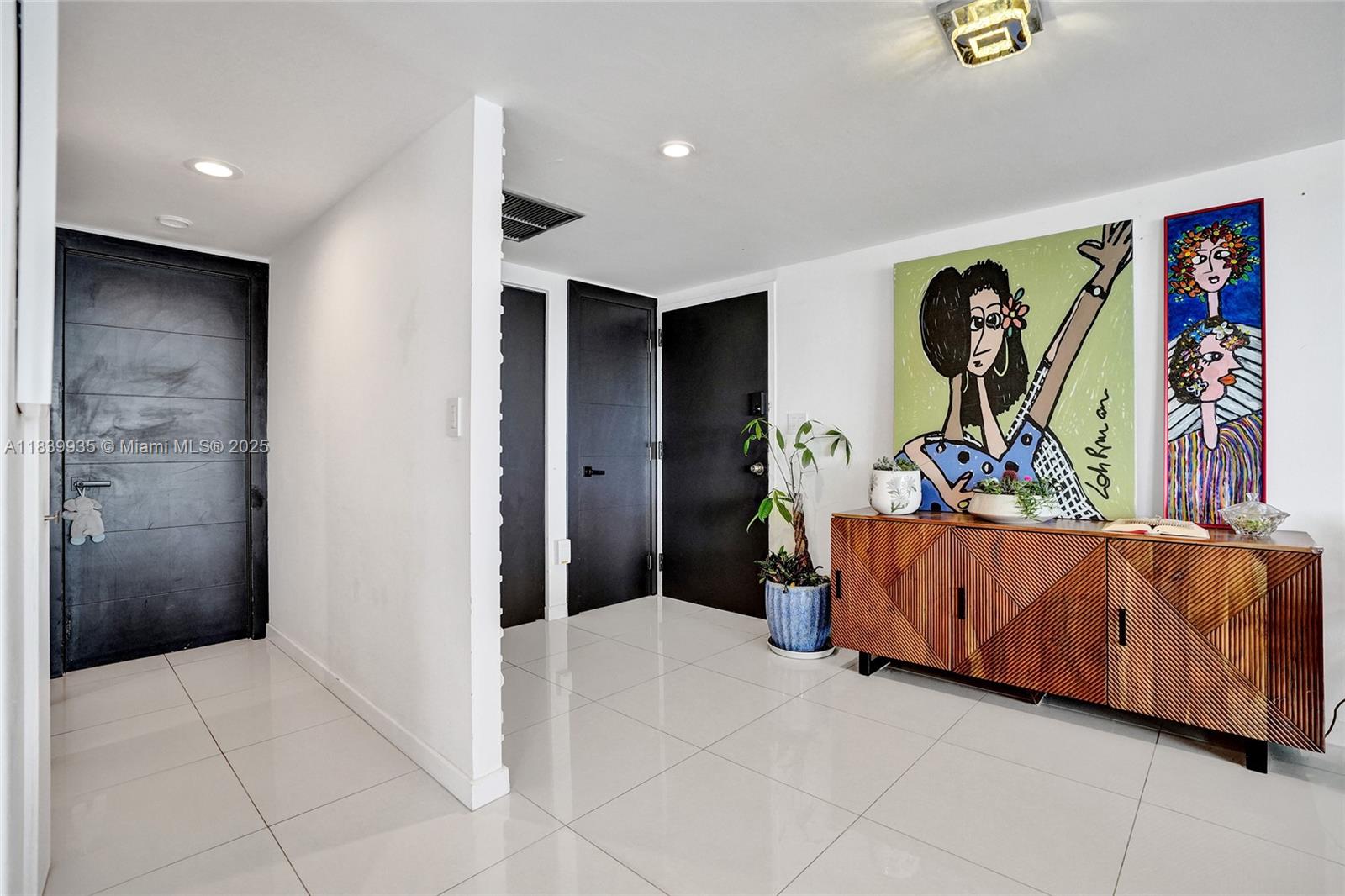11111 Biscayne Blvd # 19G