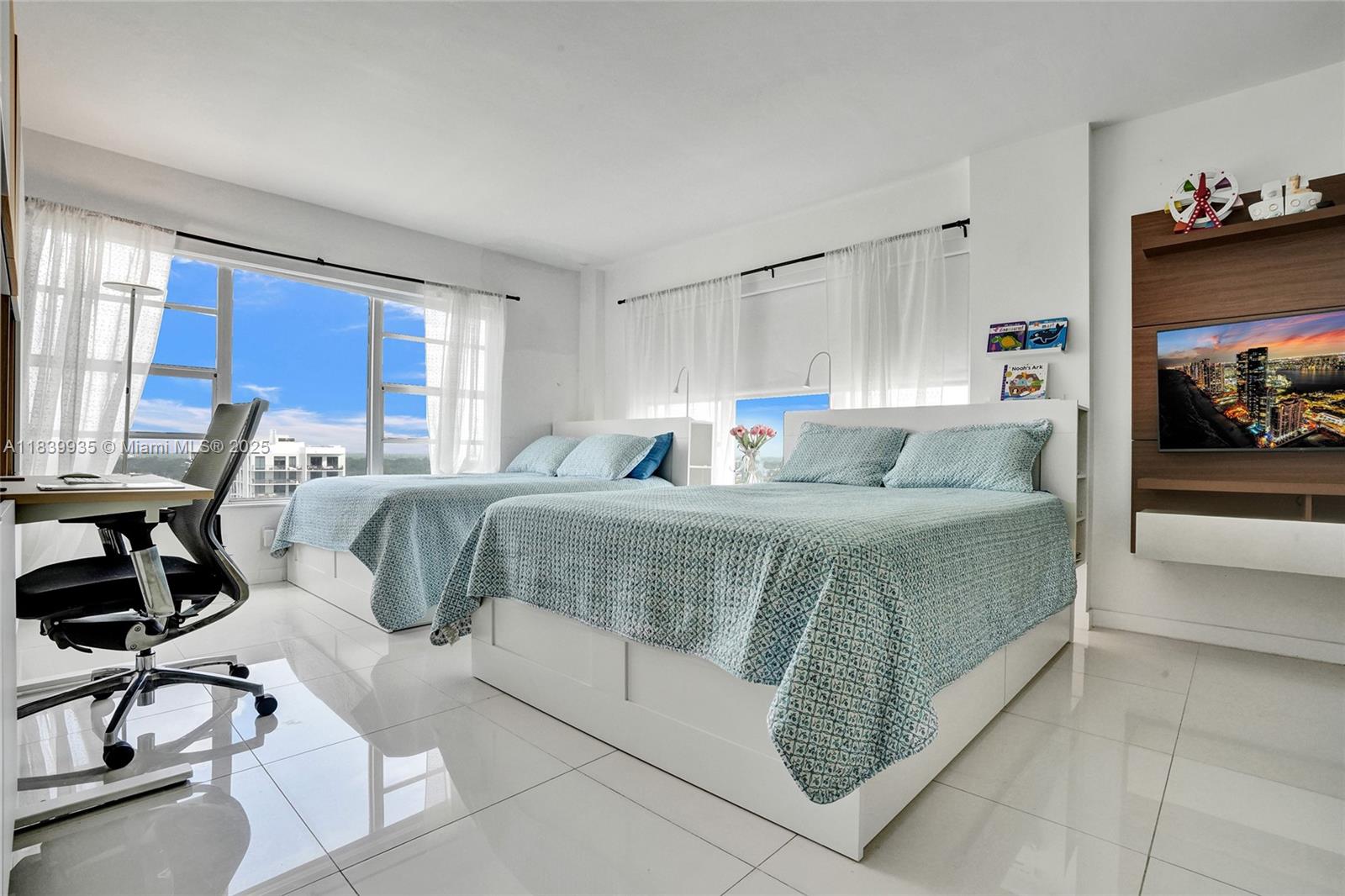 11111 Biscayne Blvd # 19G