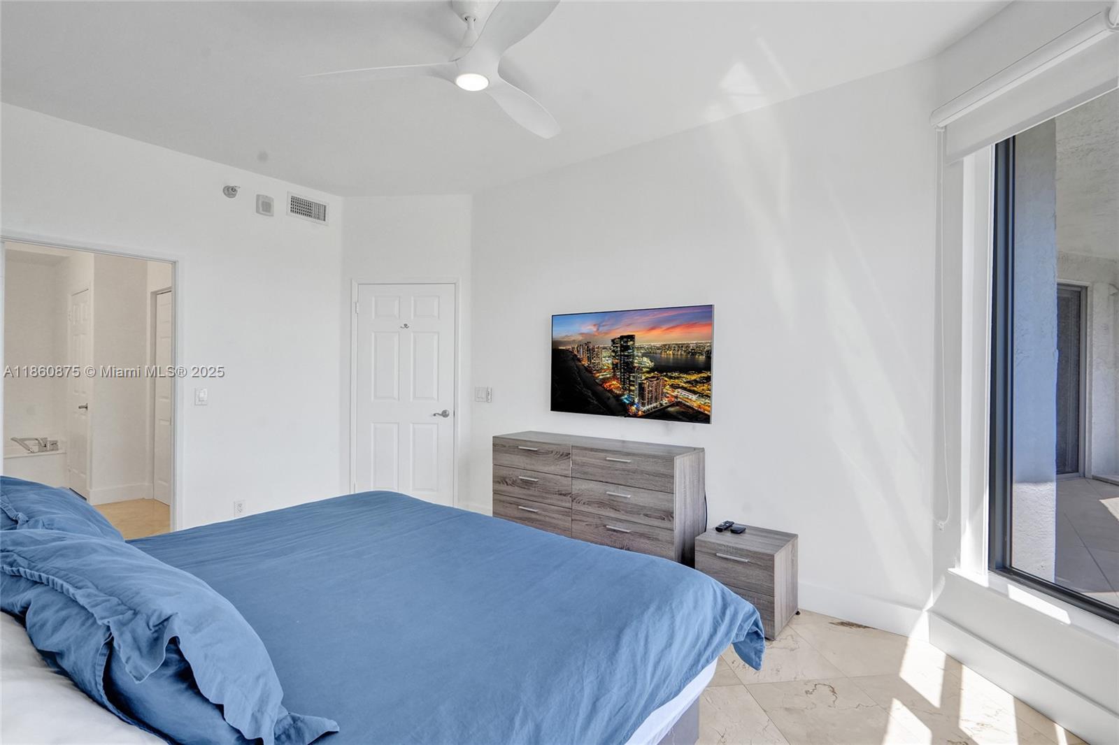 3400 NE 192nd St Unit: PH11
