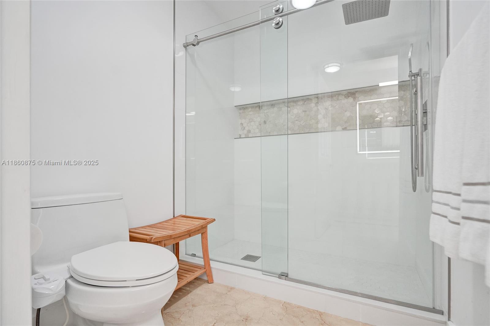 3400 NE 192nd St Unit: PH11