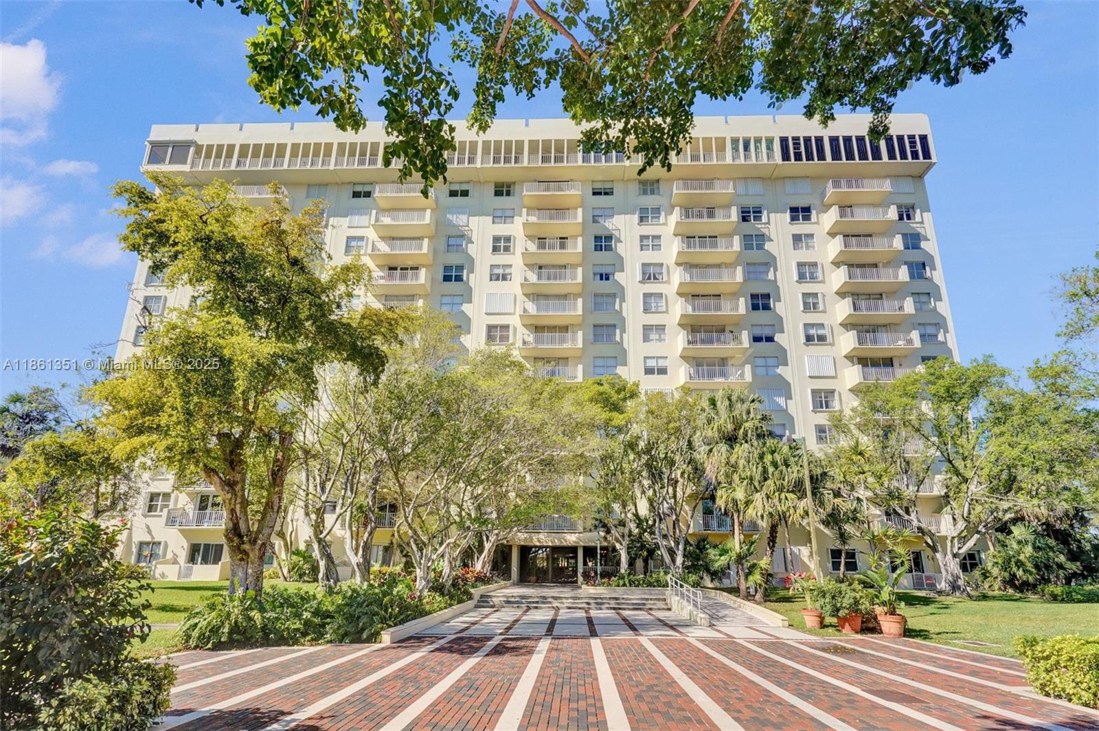 11111 Biscayne Blvd # 11G