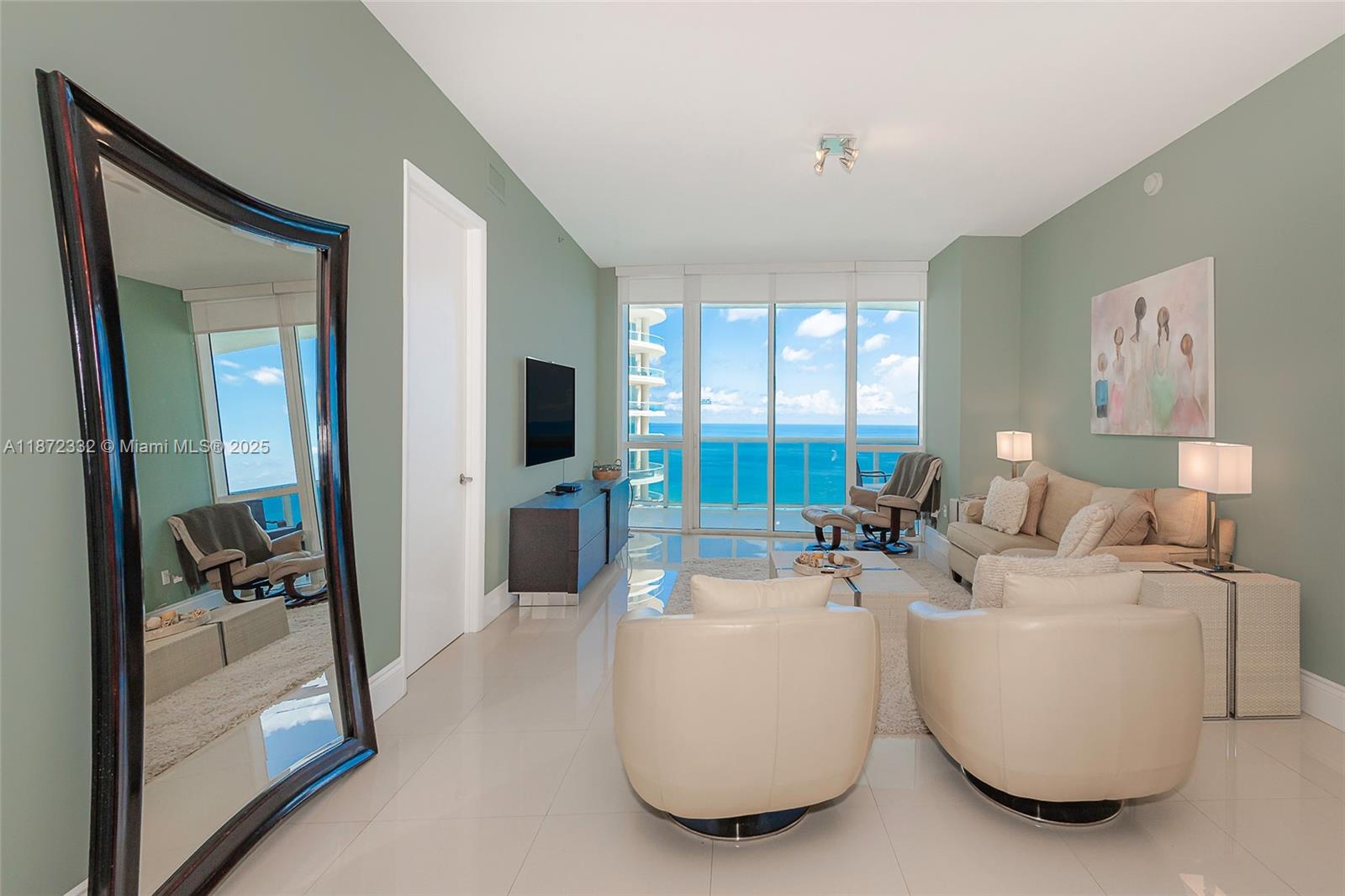 16001 Collins Ave # 2903