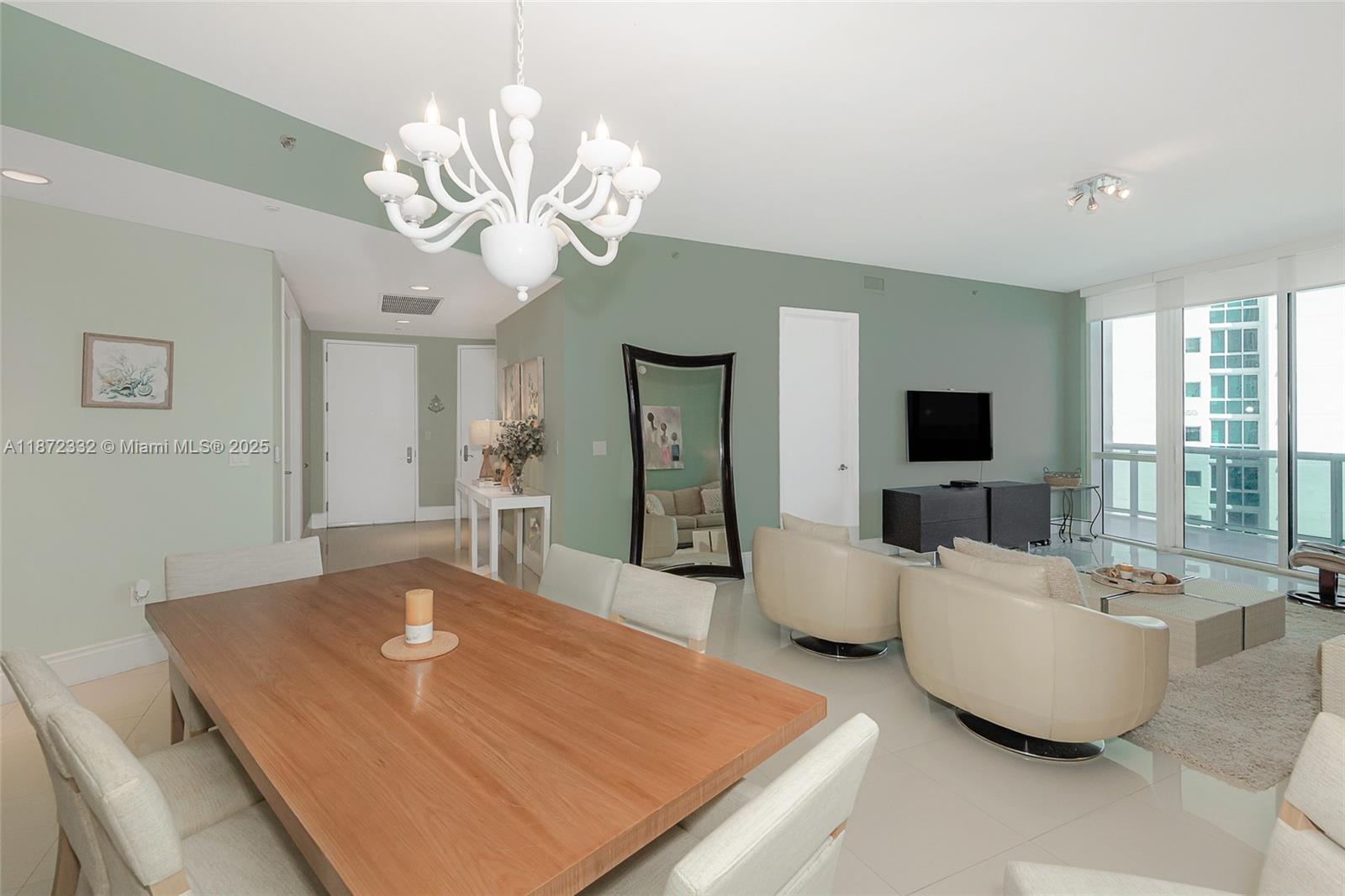 16001 Collins Ave # 2903