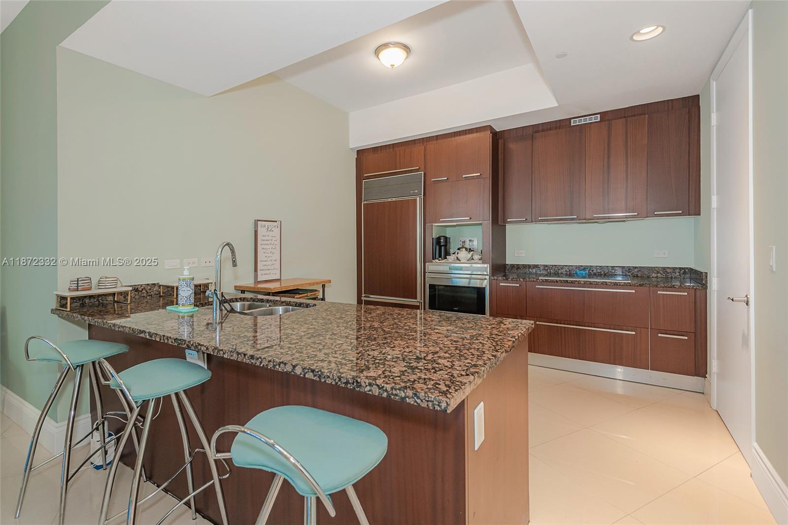 16001 Collins Ave # 2903