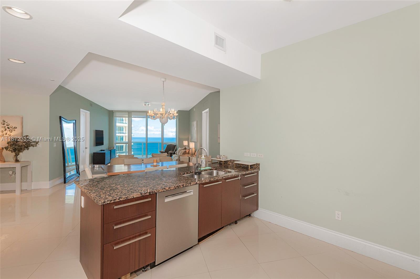 16001 Collins Ave # 2903