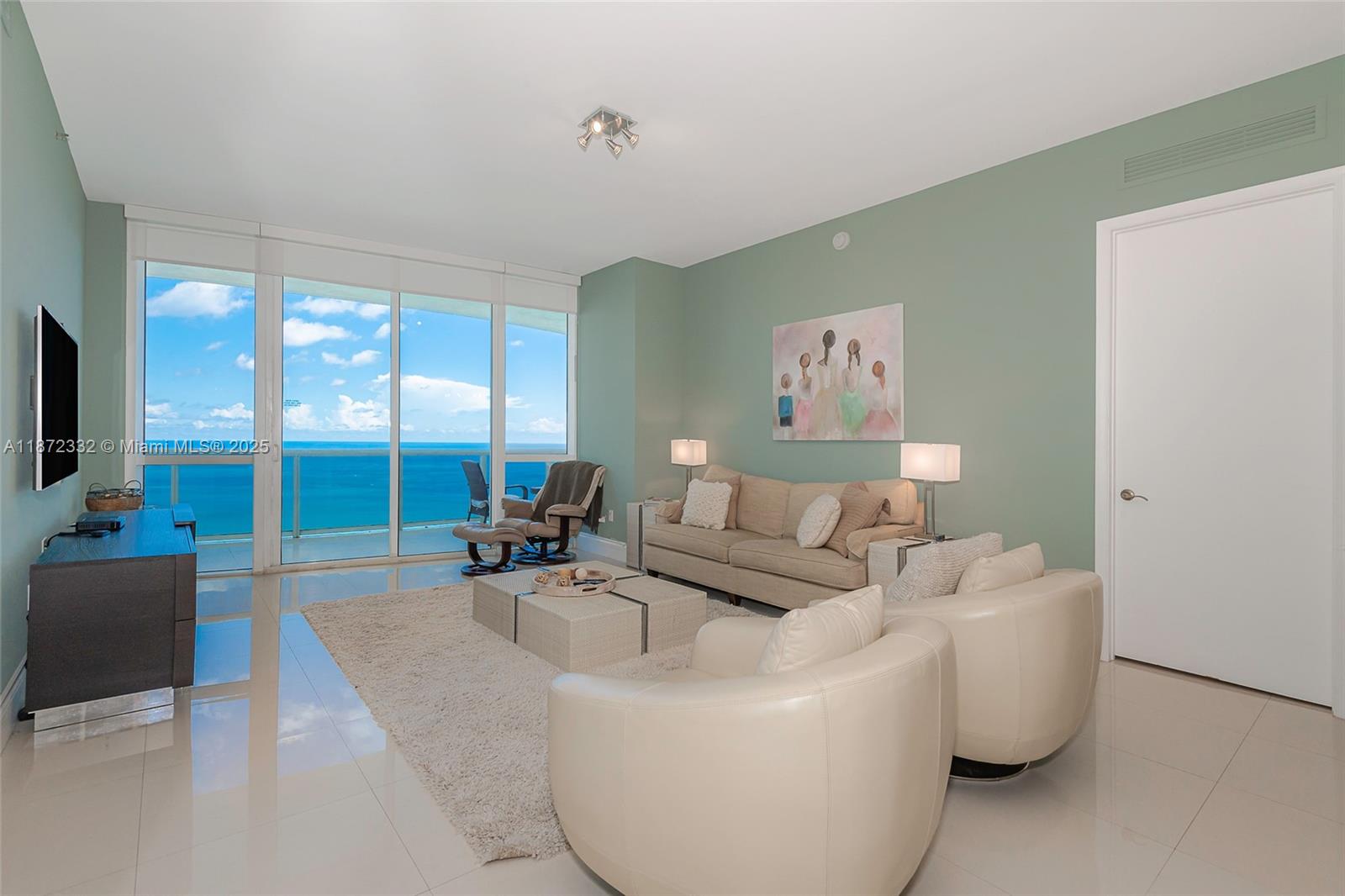 16001 Collins Ave # 2903