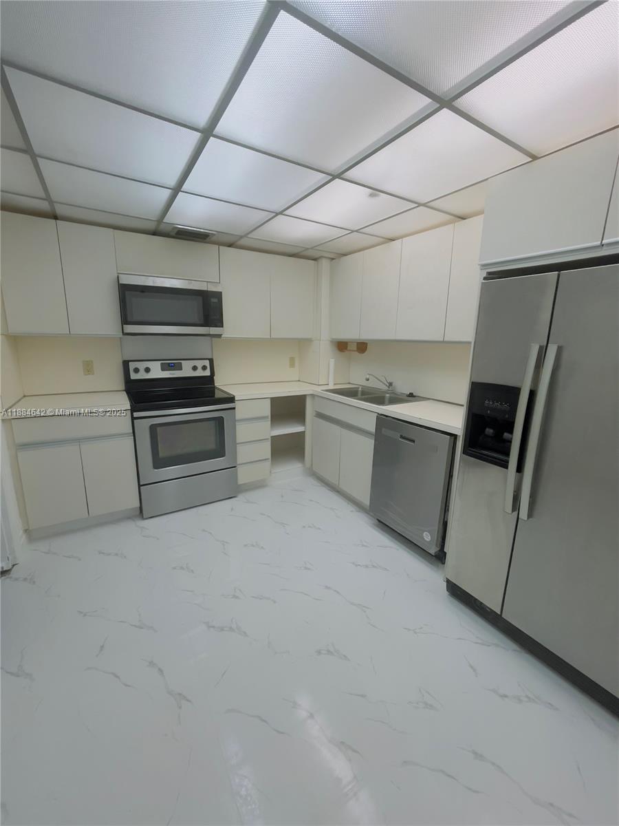 11113 Biscayne Blvd # 2056