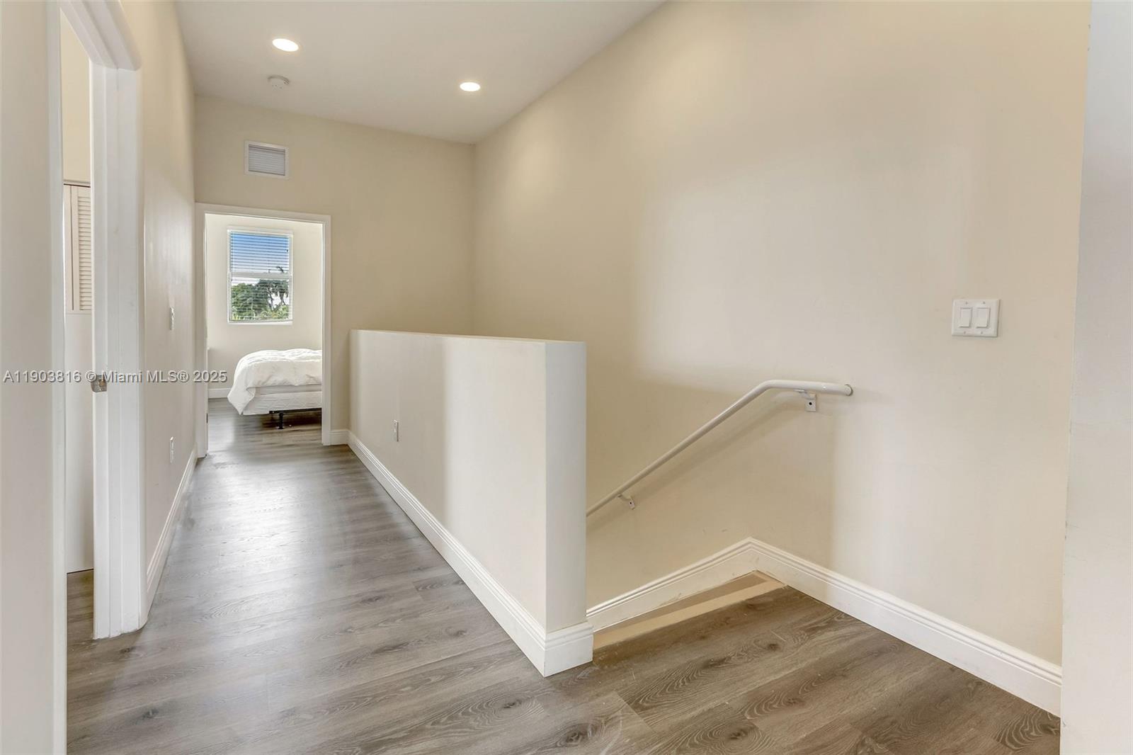 1620 NE 110th St # 2B