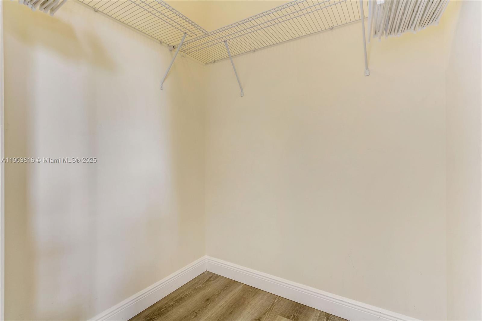 1620 NE 110th St # 2B