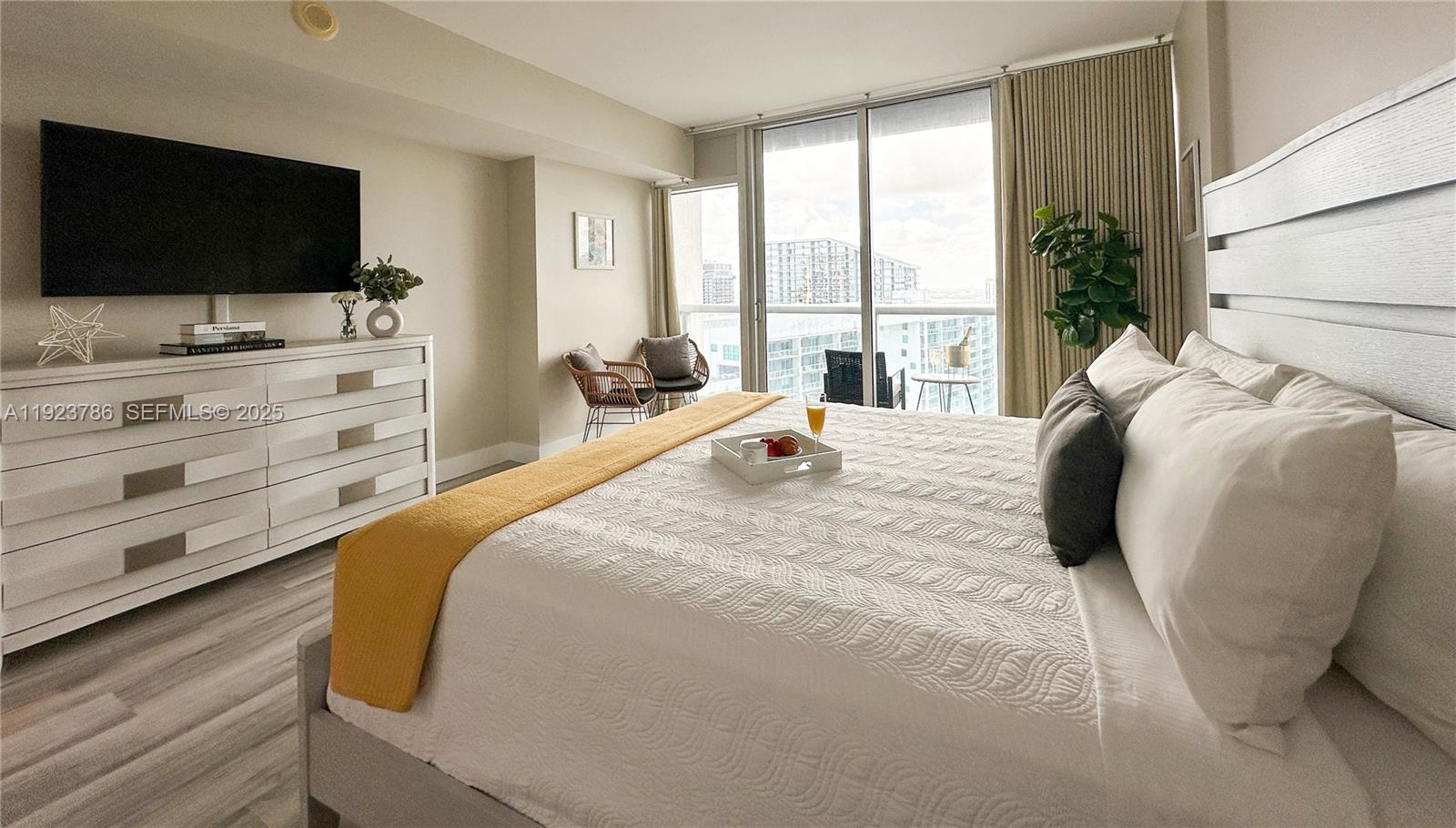 485 Brickell Ave # 4405