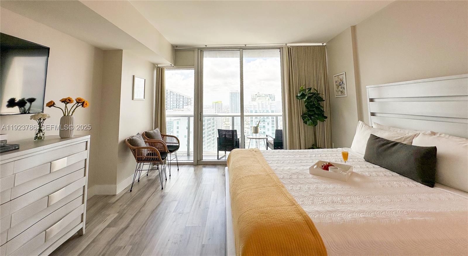 485 Brickell Ave # 4405