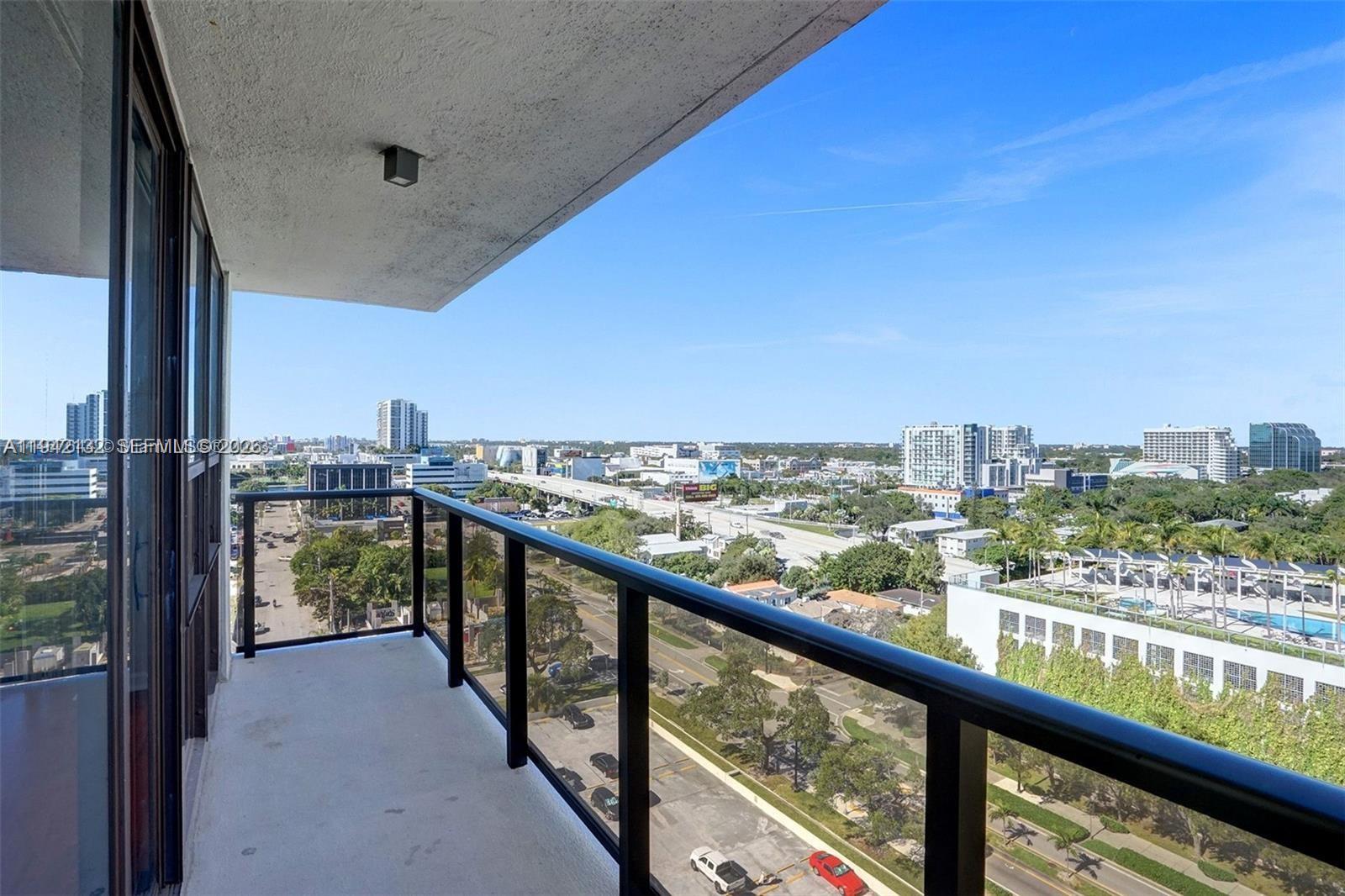 600 NE 36th St # 1423