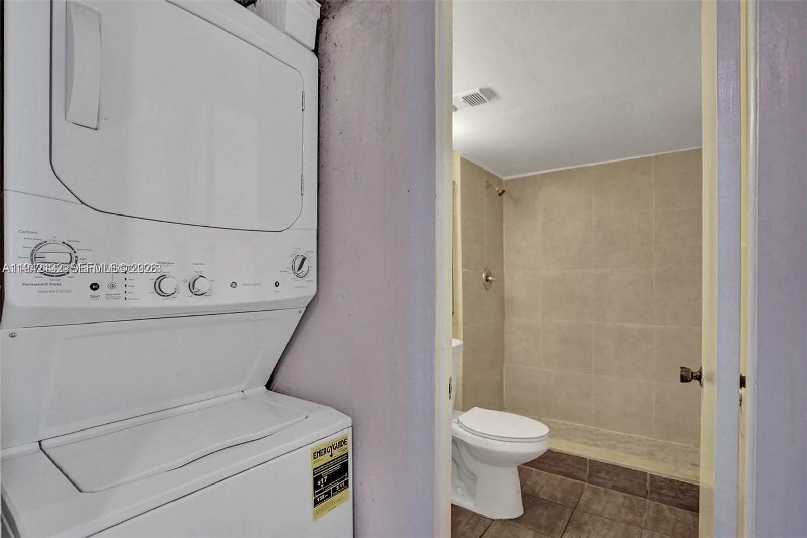 600 NE 36th St # 1423