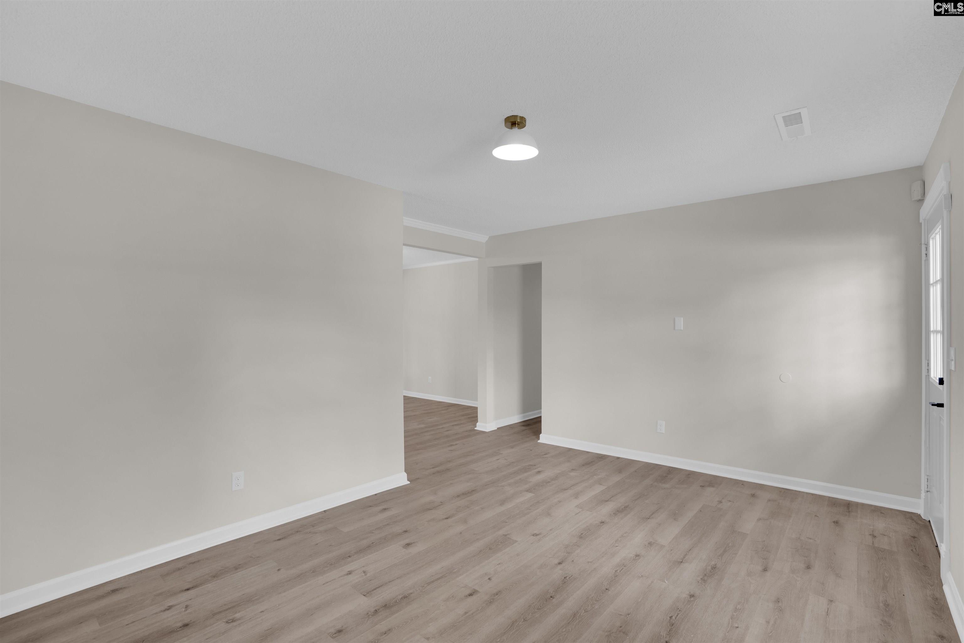 898 Perry Boulevard