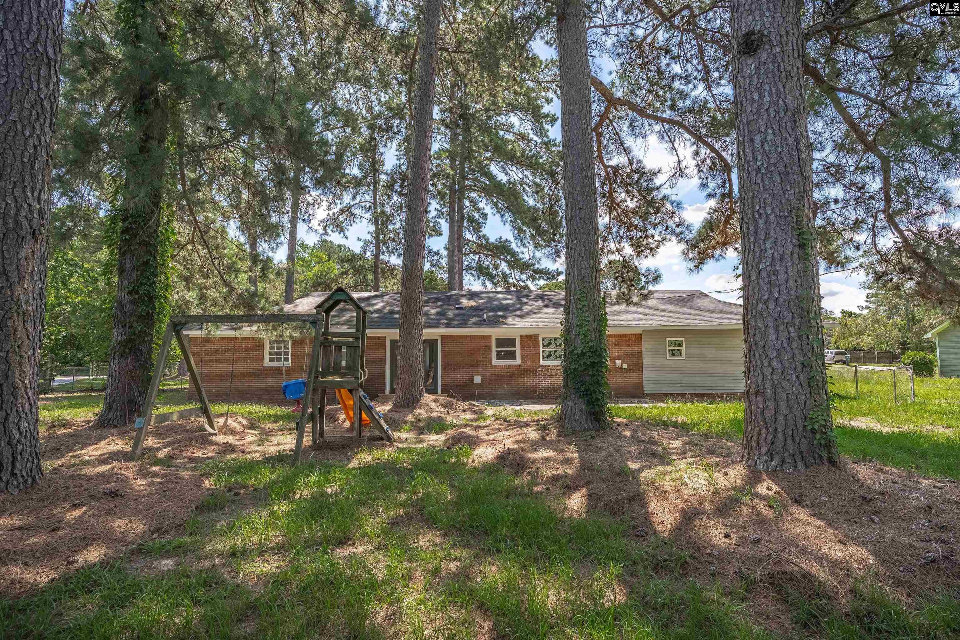 898 Perry Boulevard