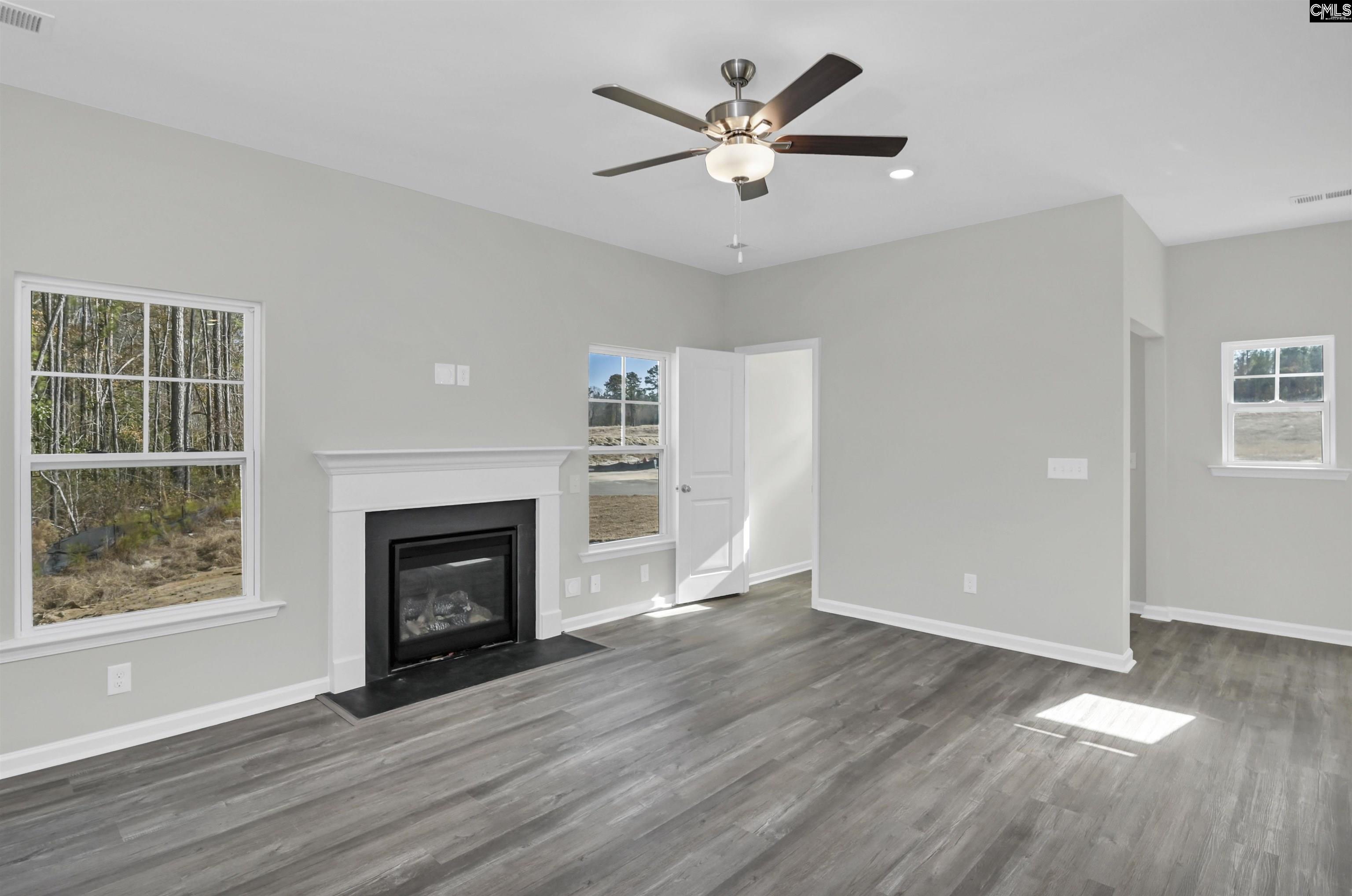 211 Raglins Way