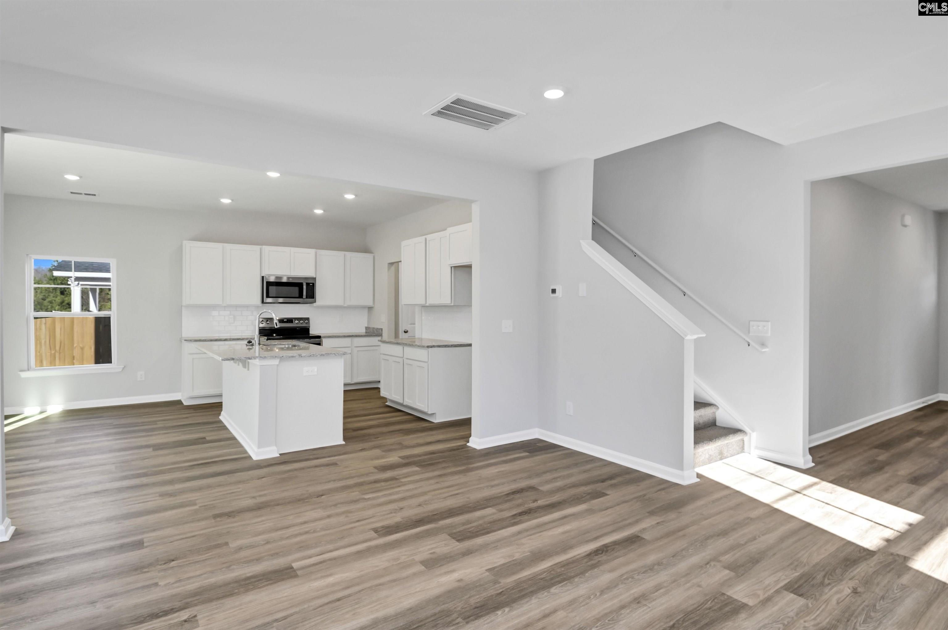 135 Middlesex Court