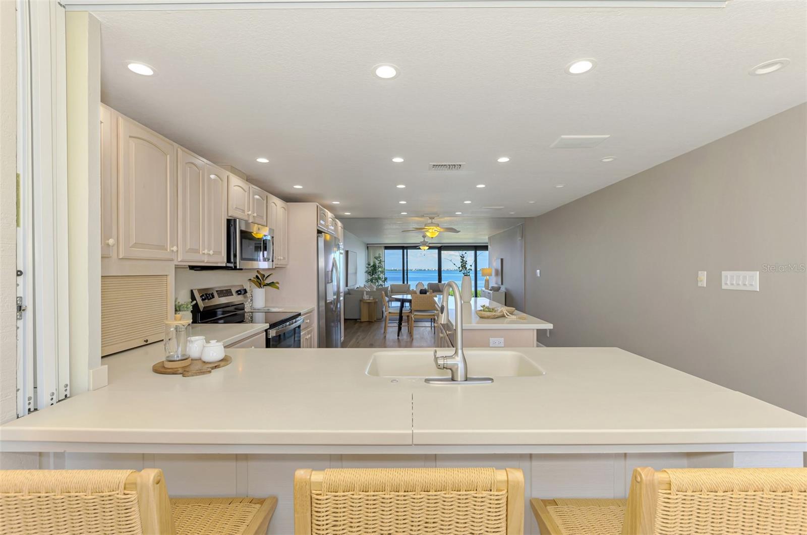 6500 FLOTILLA DR #102