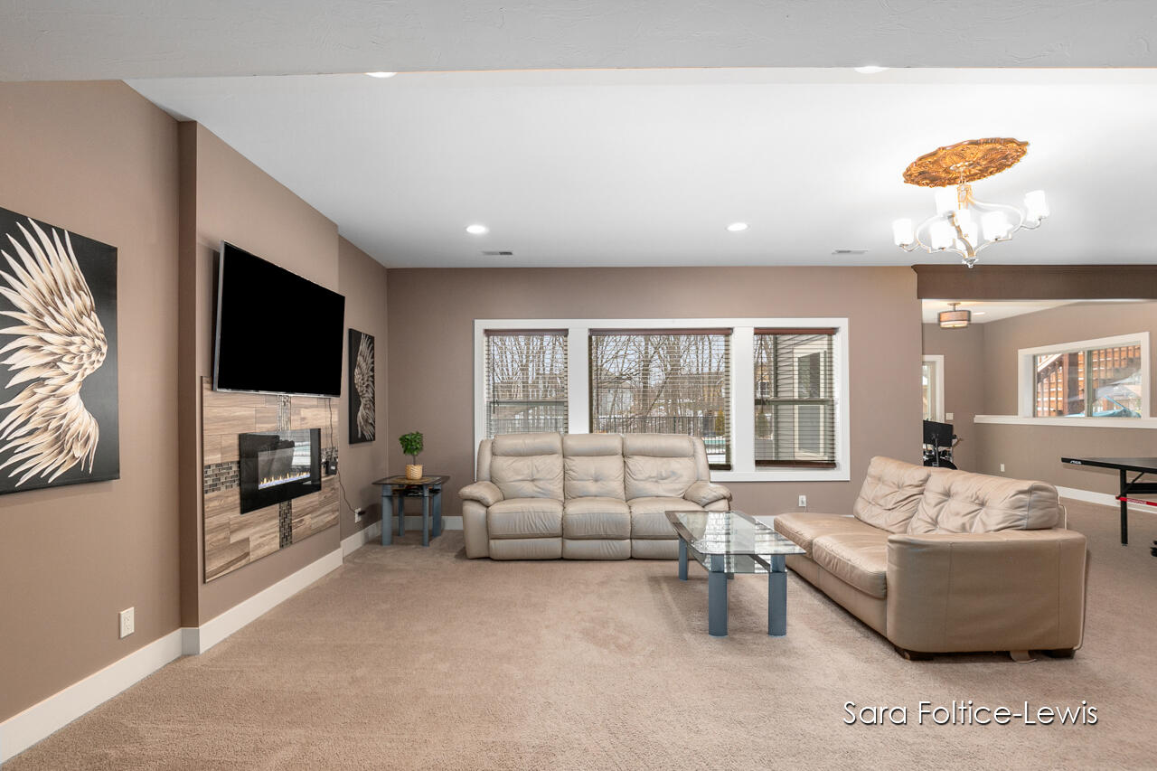 553 Stonebridge Court
