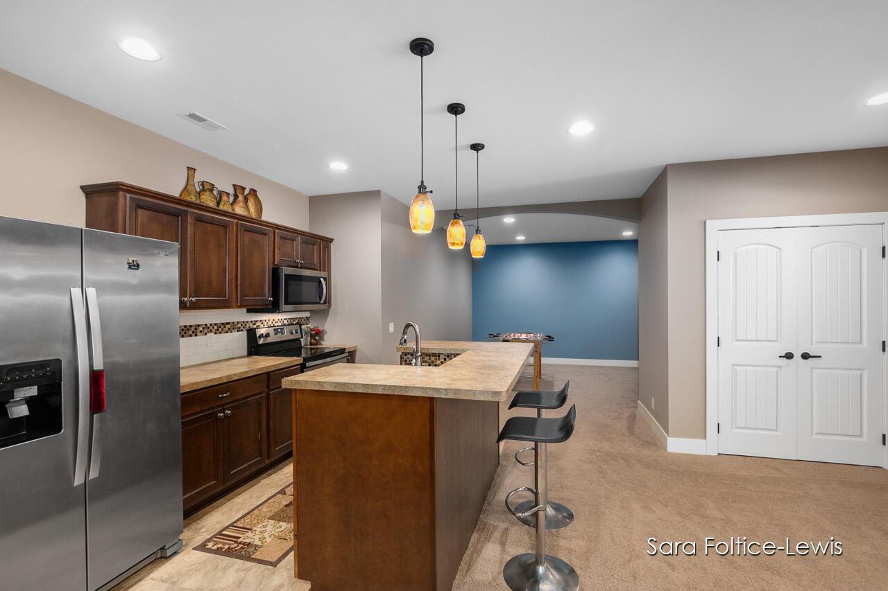 553 Stonebridge Court