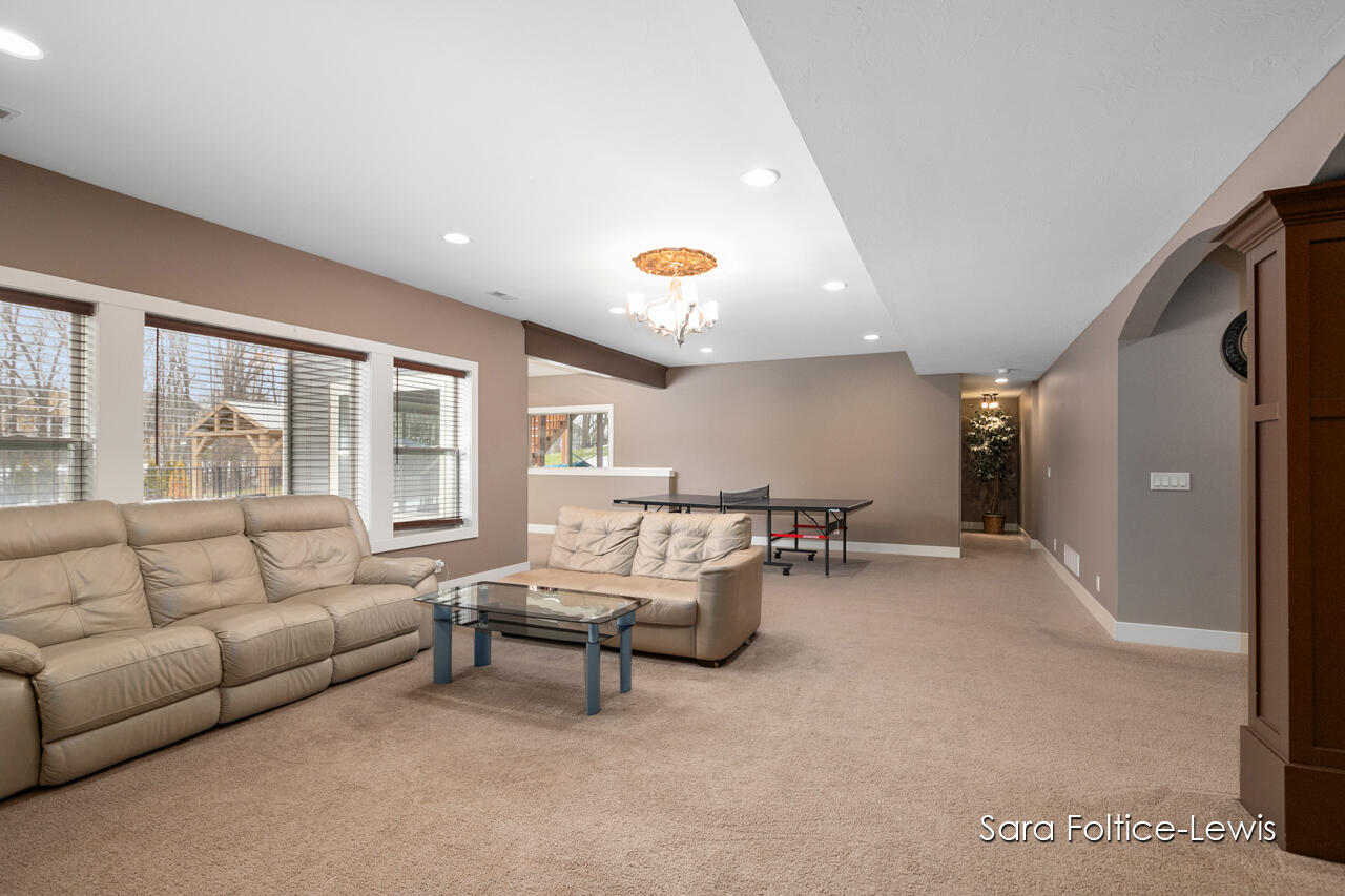 553 Stonebridge Court