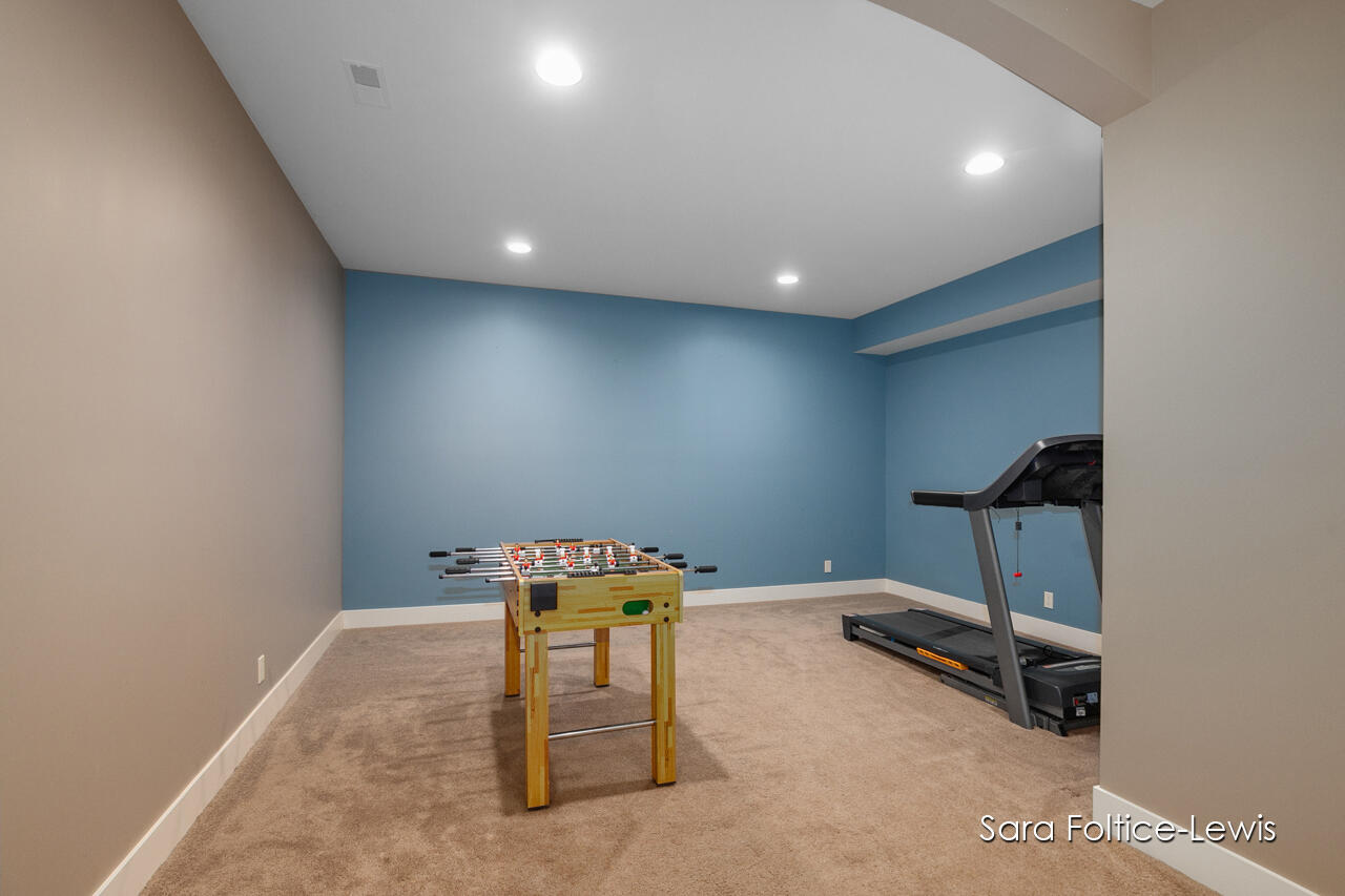553 Stonebridge Court