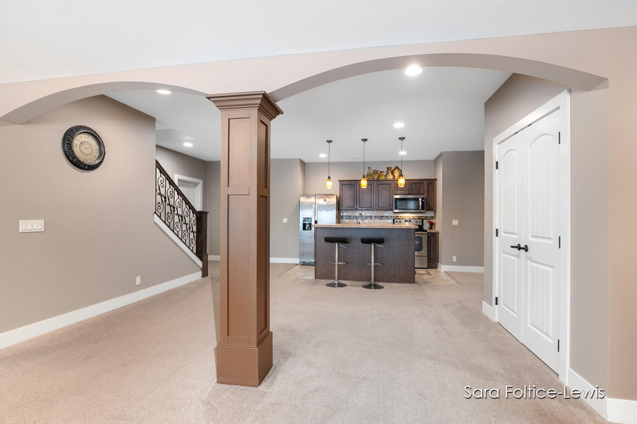 553 Stonebridge Court