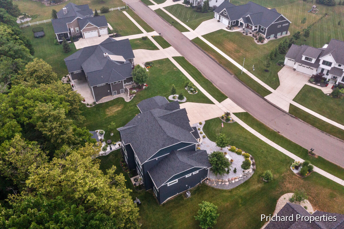 5759 Stonebridge Drive
